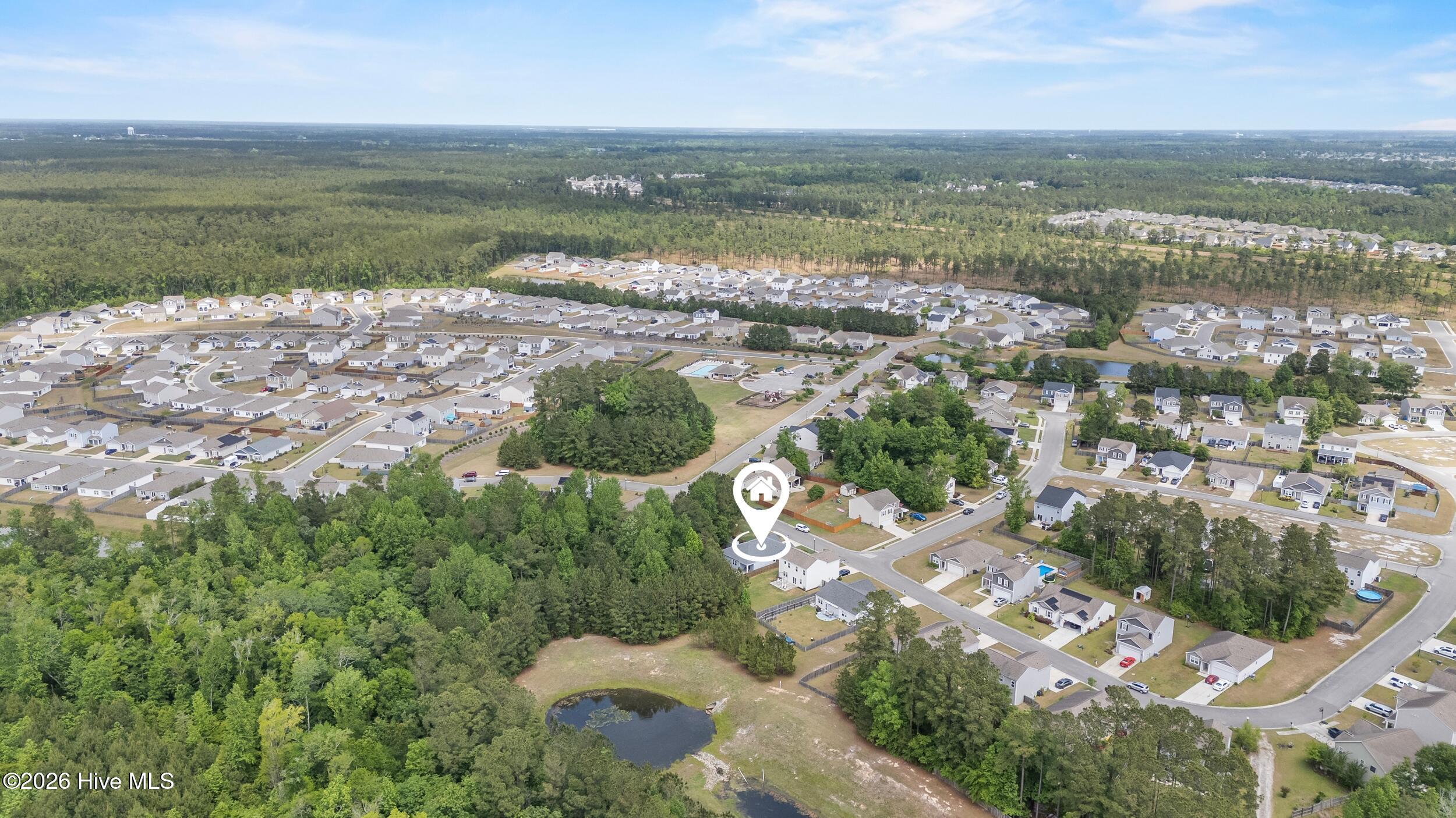 100570461 | Photo 40