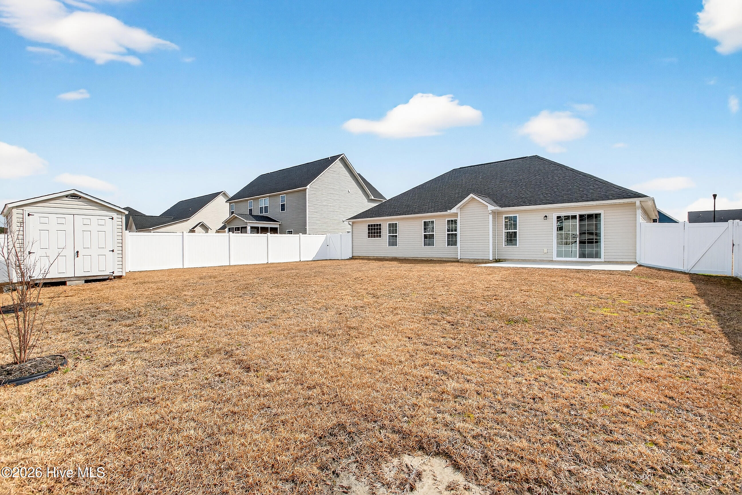 100556986 | Photo 26