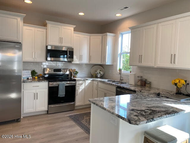 100567488 | Photo 10