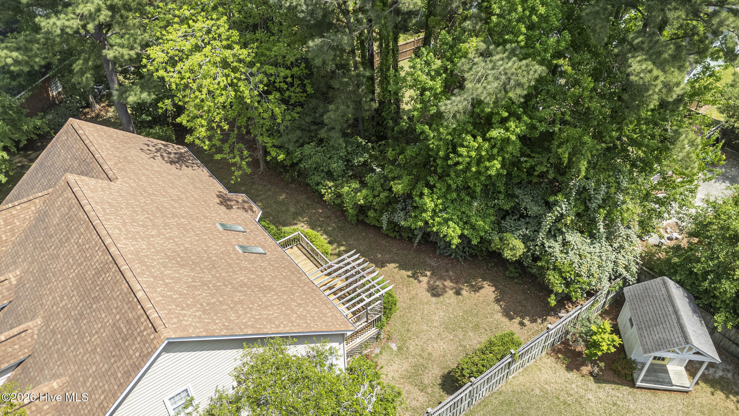 100569840 | Photo 58