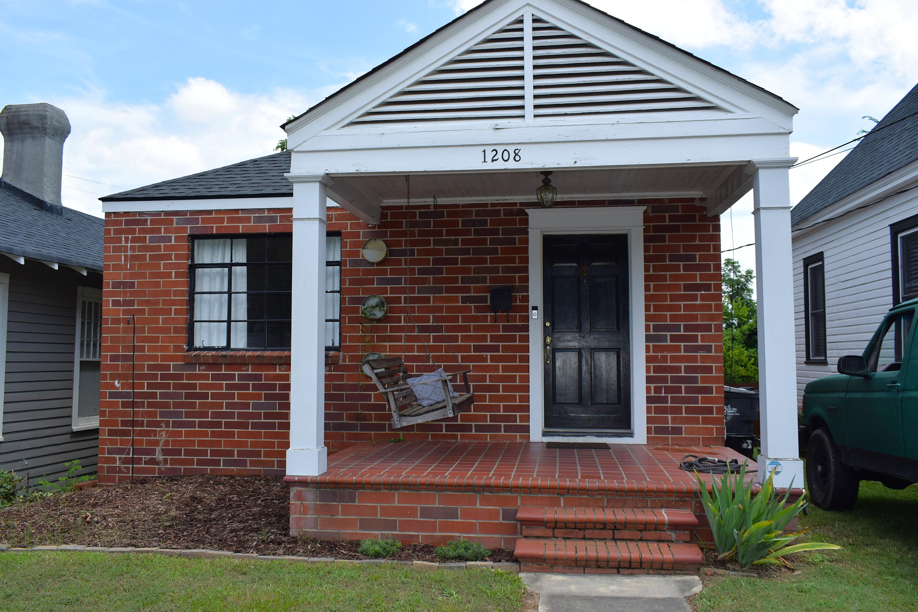 Property at 1208 Hickman Road