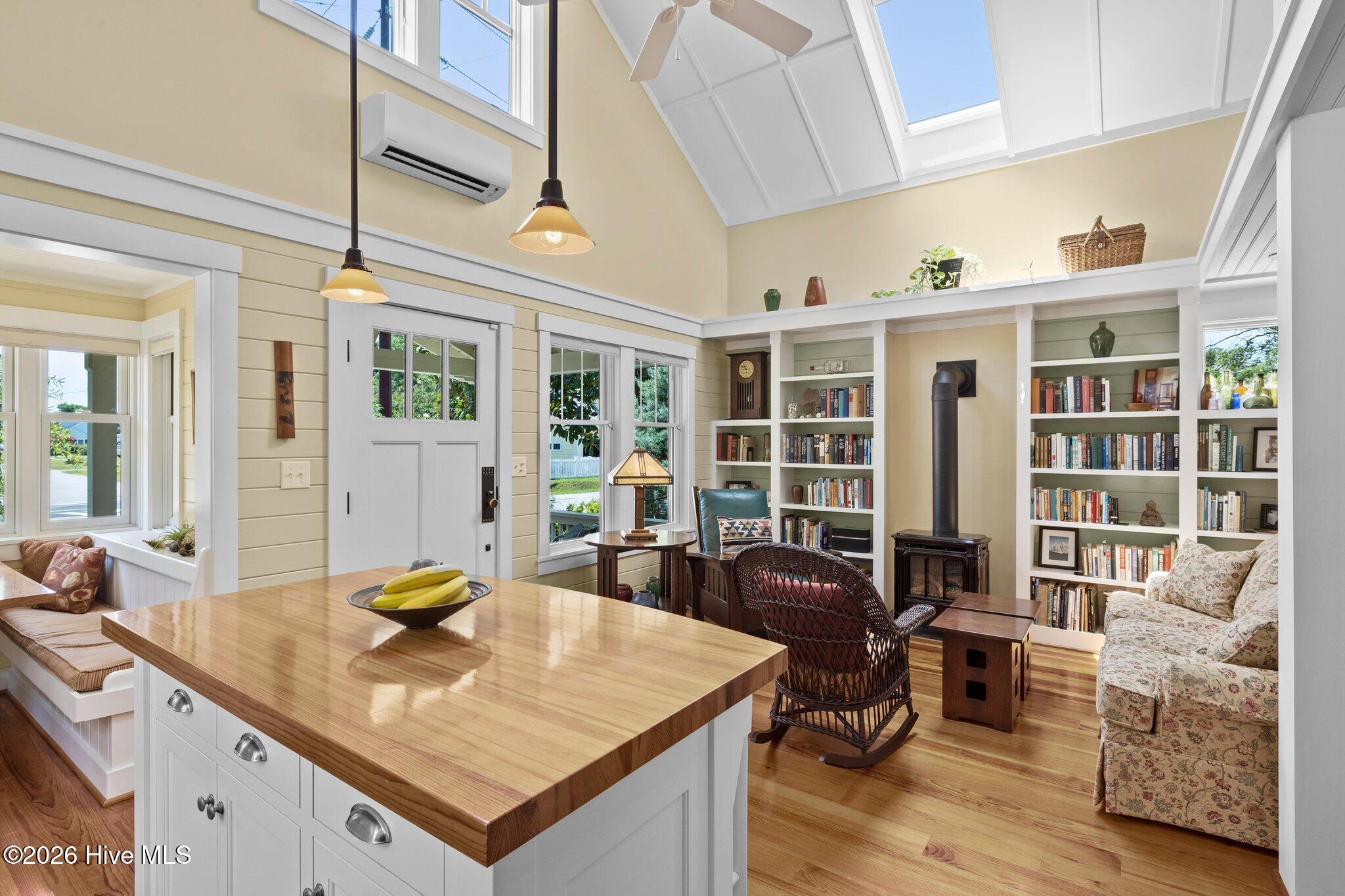 105 3rd Street,Beaufort