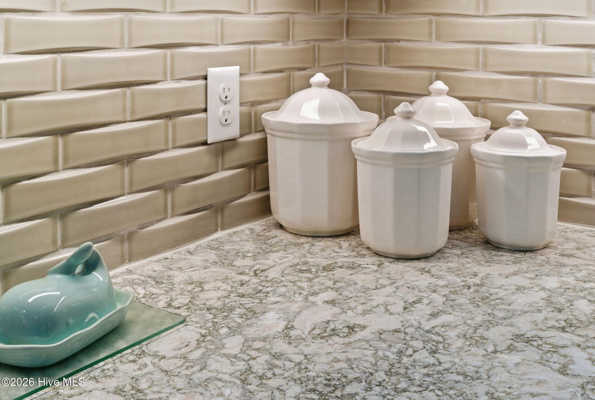 100569459 | Photo 20