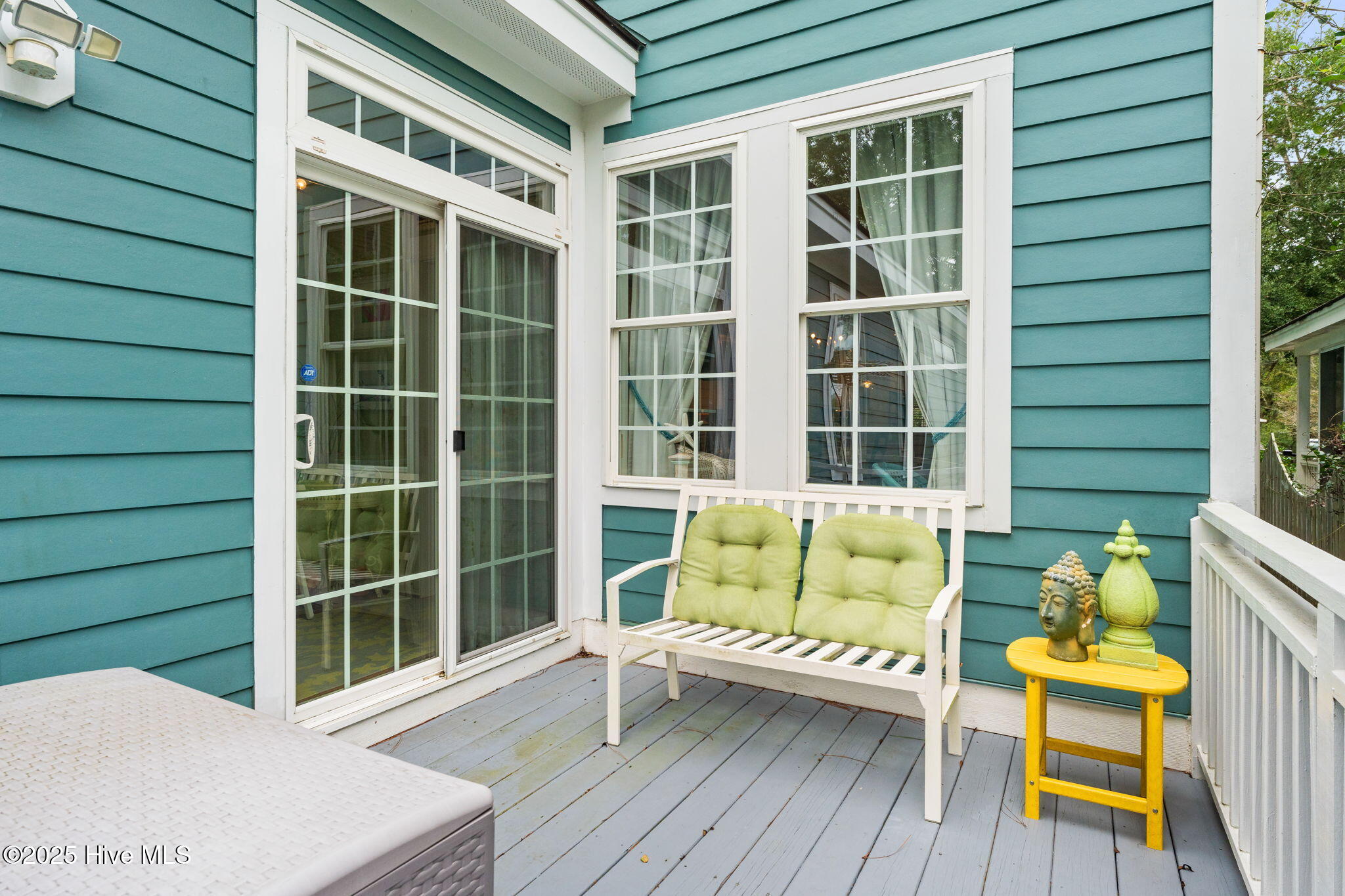 100534580 | Photo 24