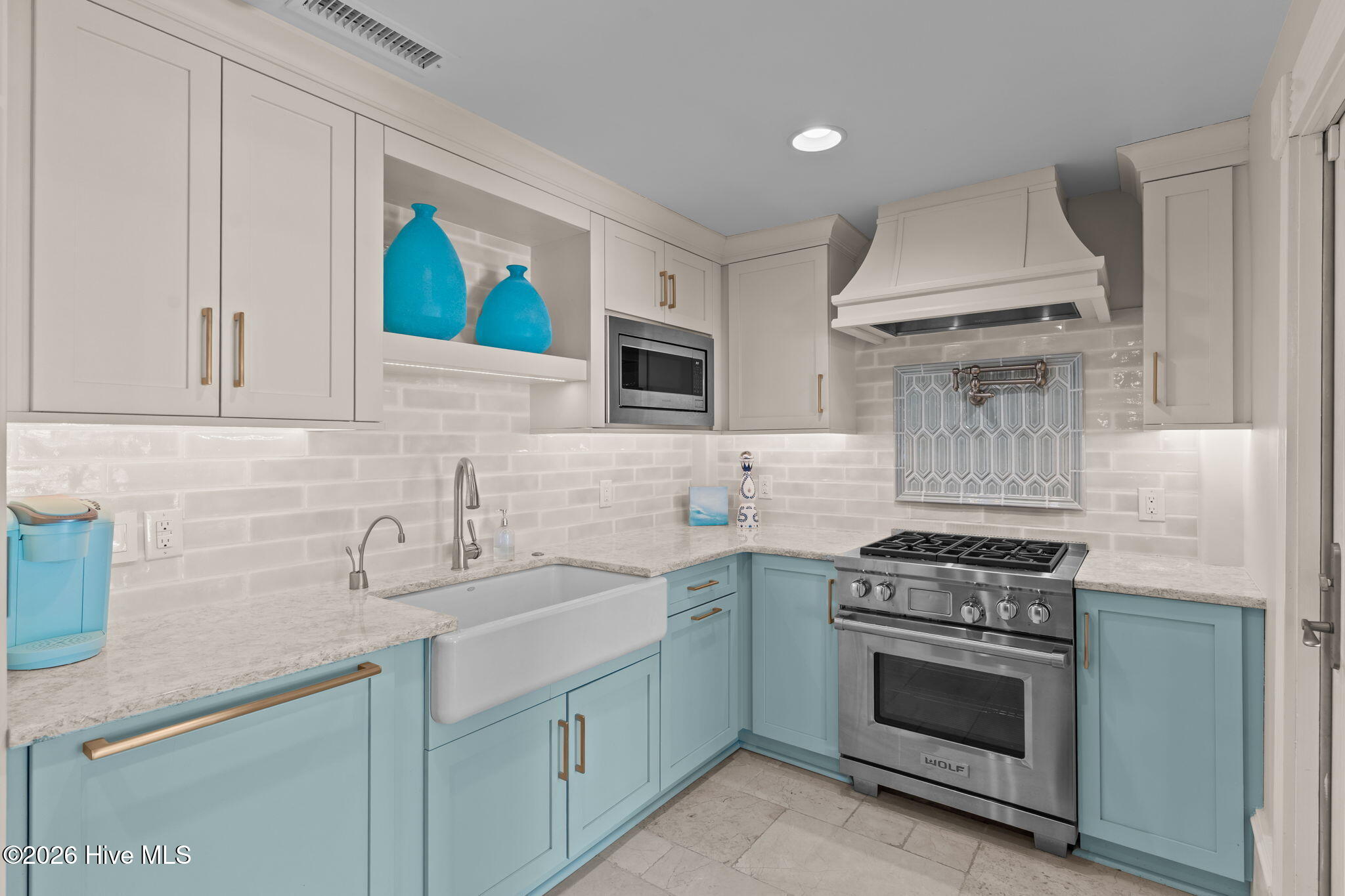 100552689 | Photo 84