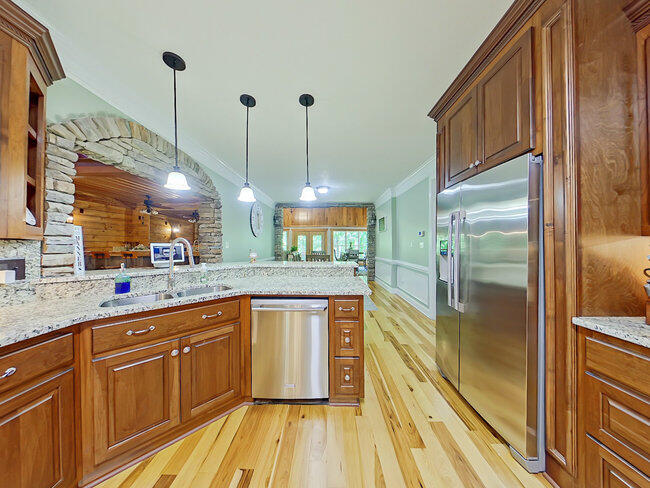 020_25-kitchen_52