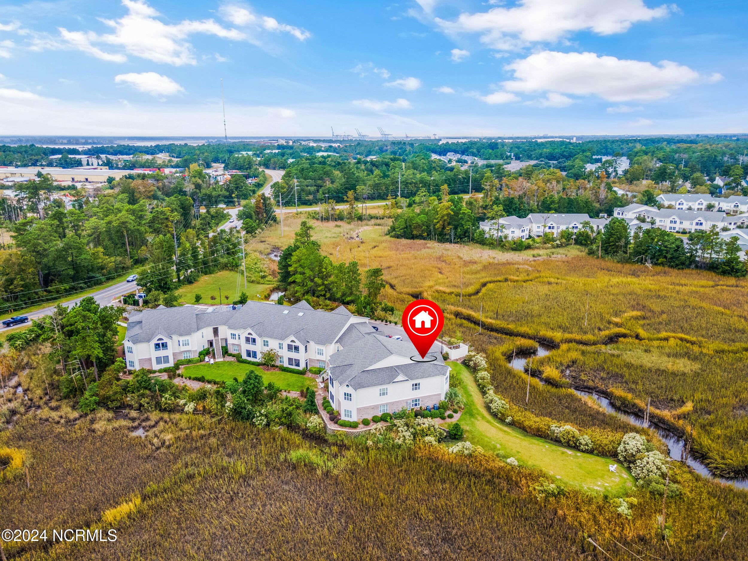 100552066 | Photo 36