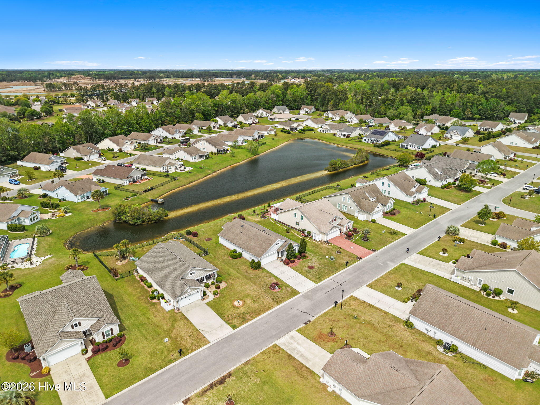 100565577 | Photo 45