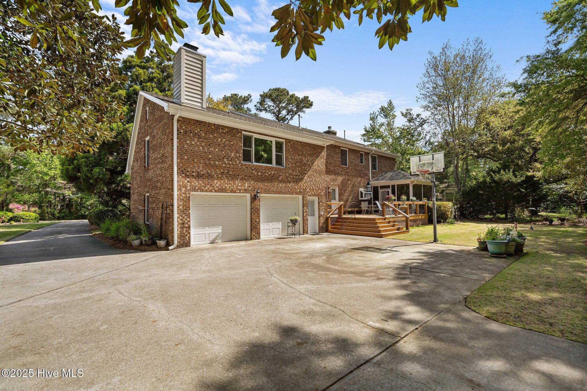 100507582 | Photo 52