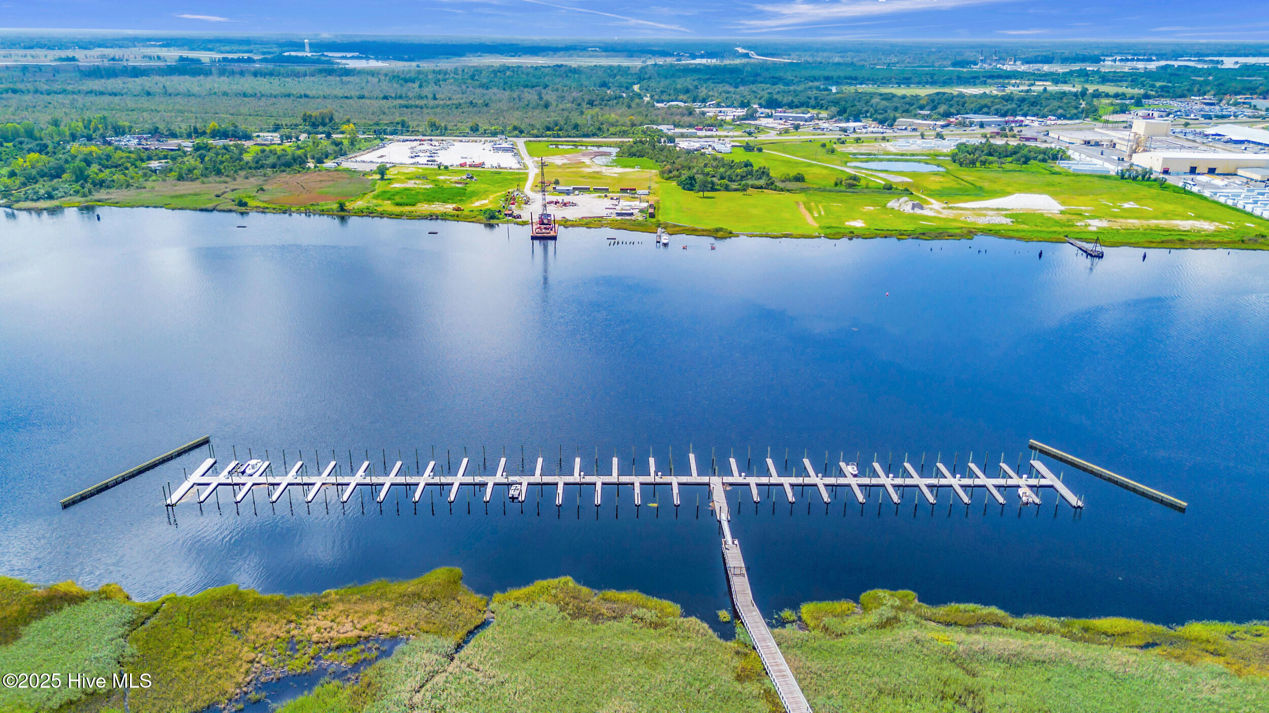 100546072 | Photo 40