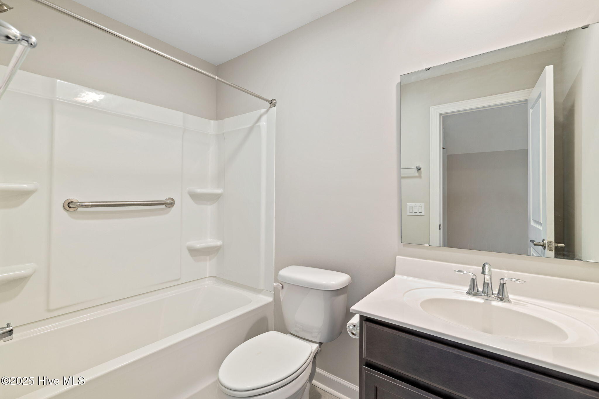 100534231 | Photo 44