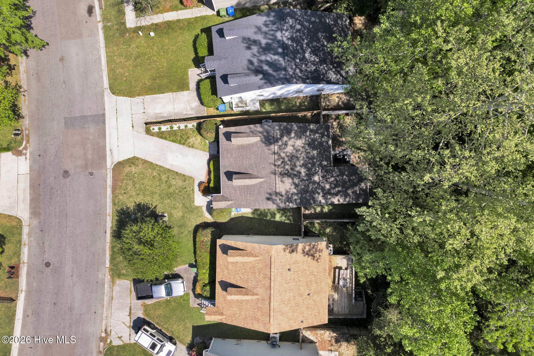 100566412 | Photo 30