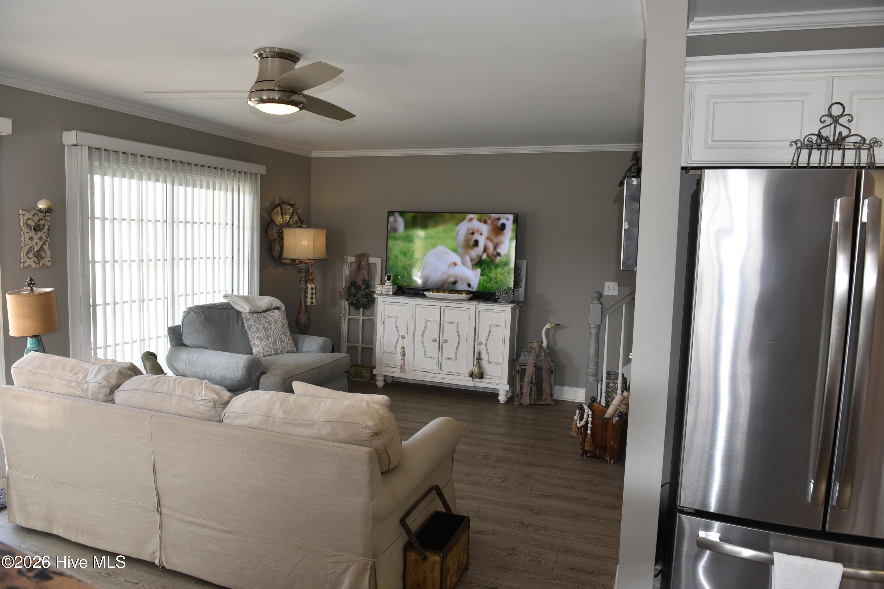 100559366 | Photo 17