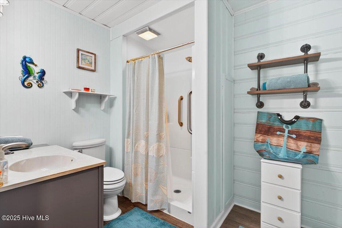 100547366 | Photo 32