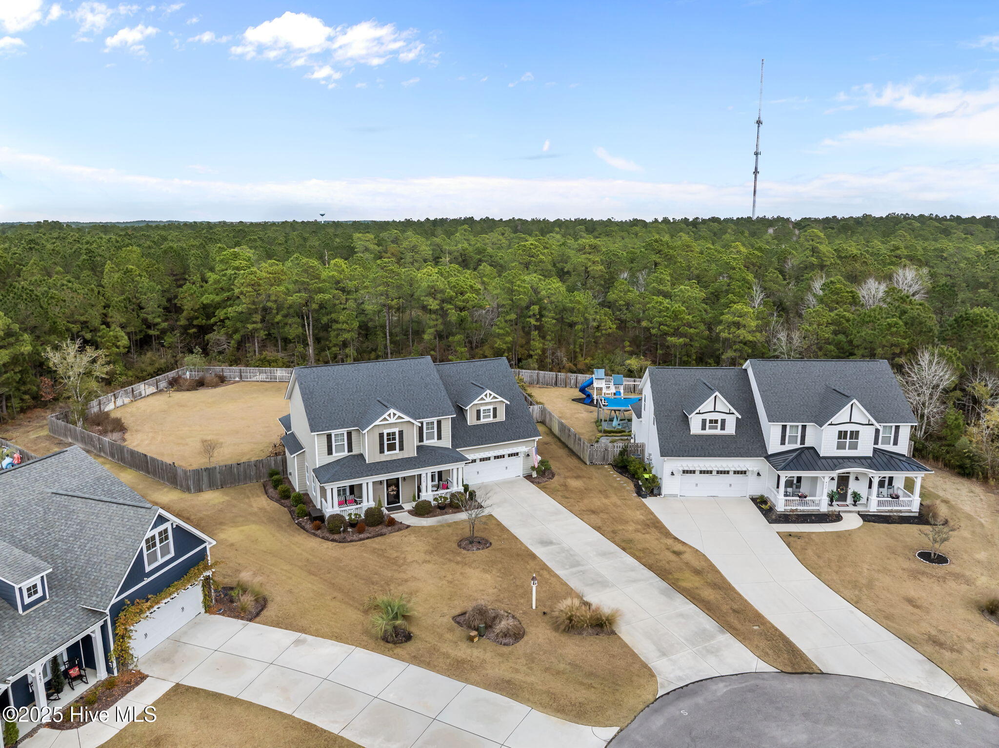 100543629 | Photo 53