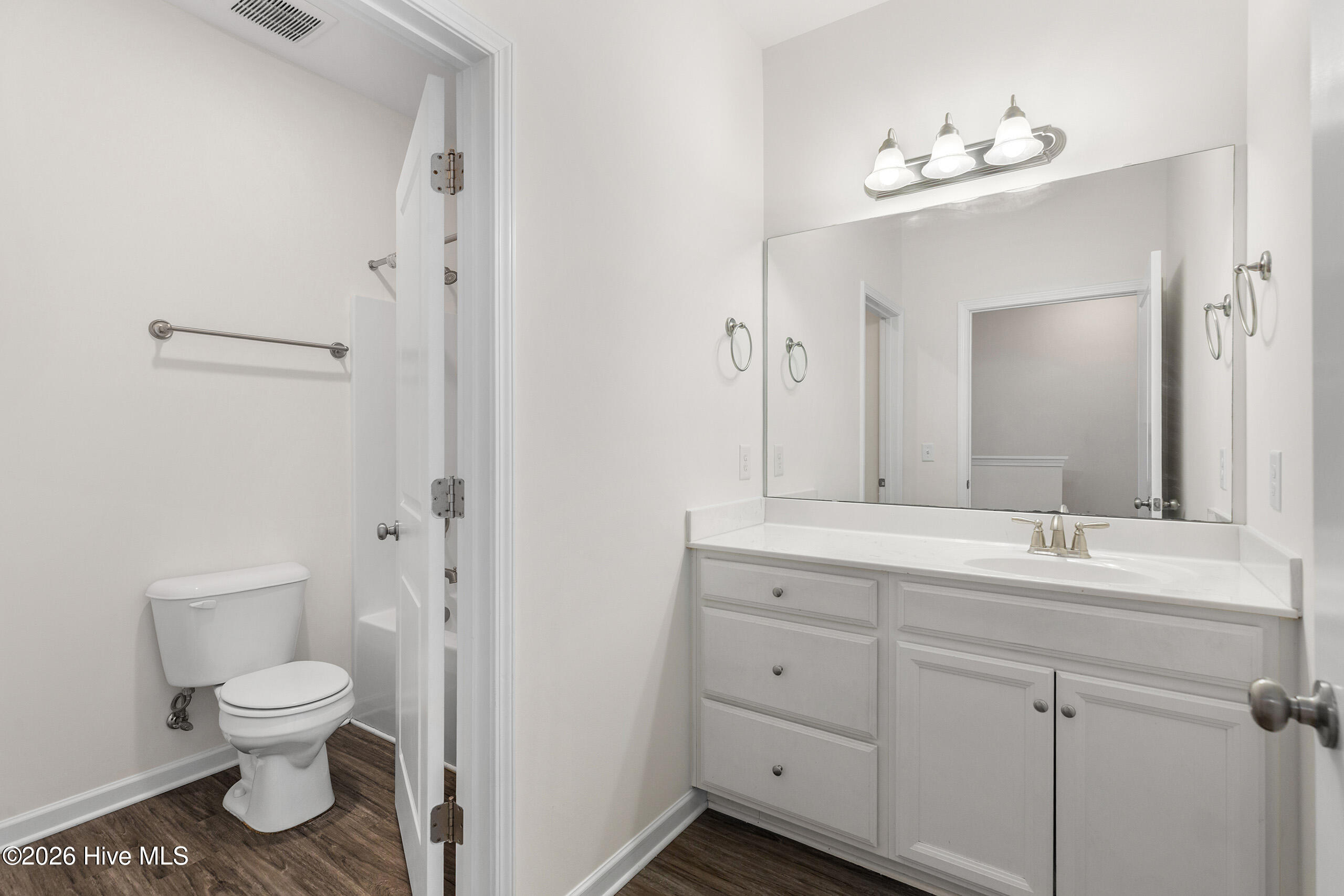 100567584 | Photo 20