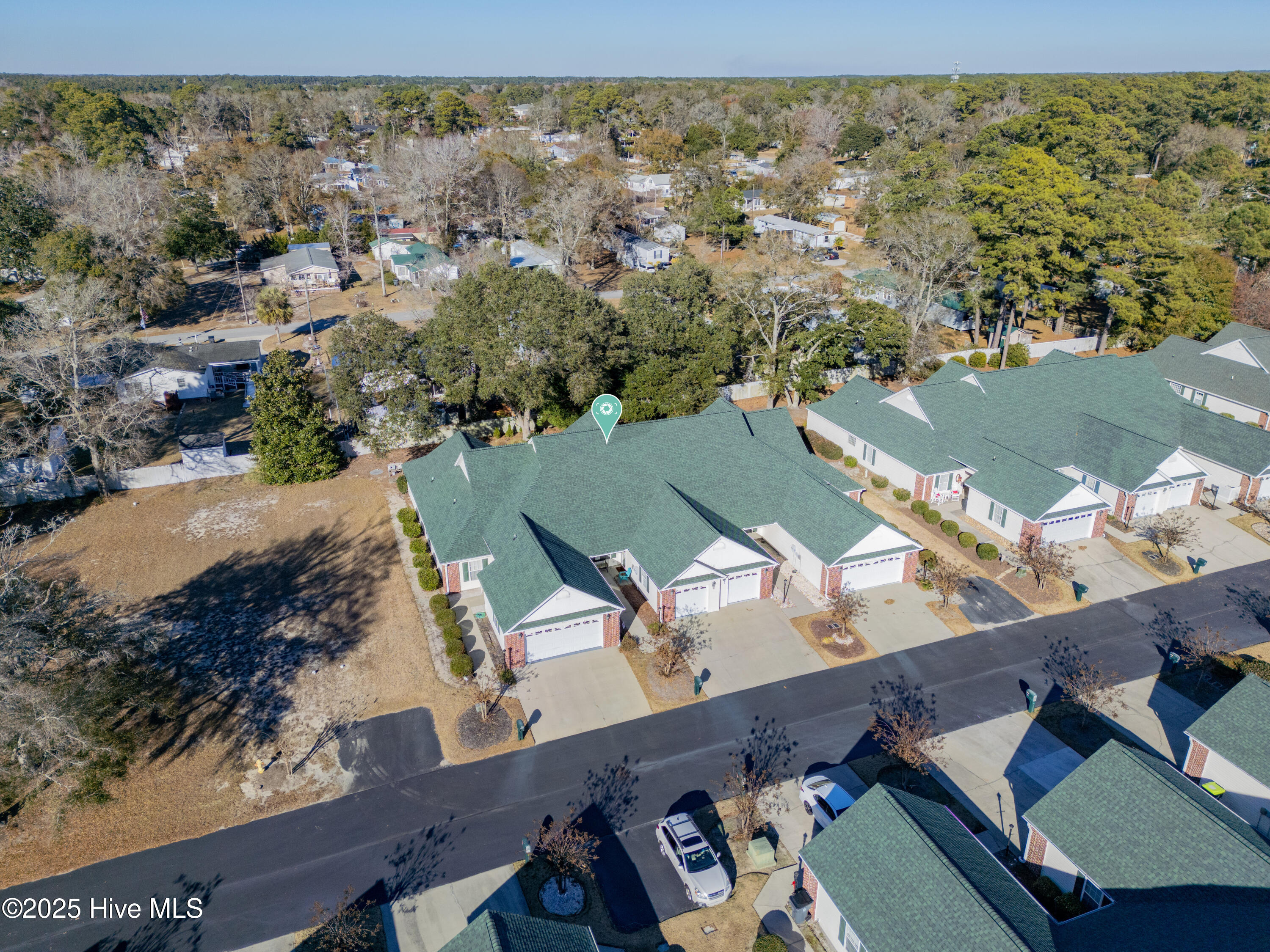 100545901 | Photo 35