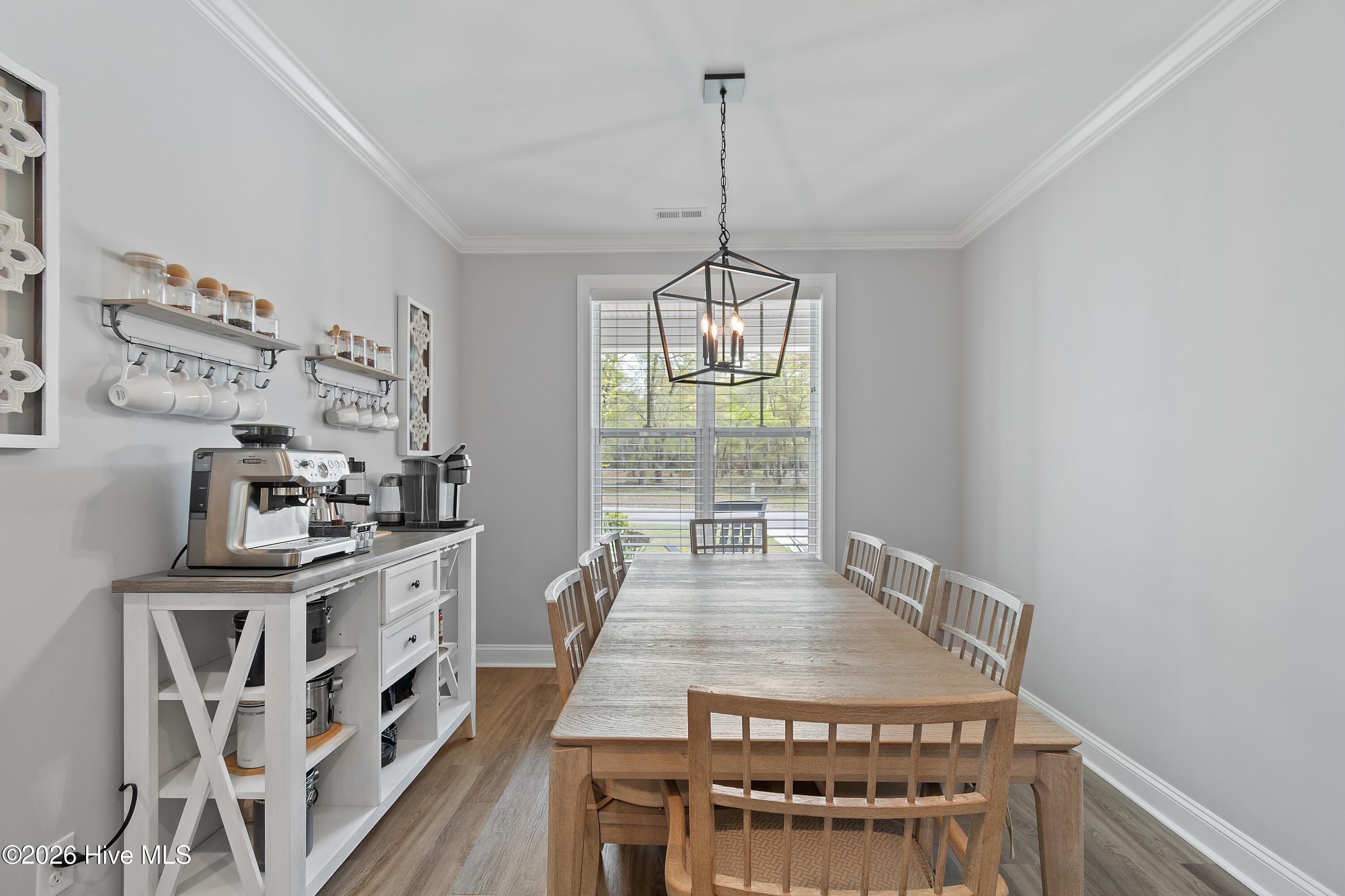 100565017 | Photo 23