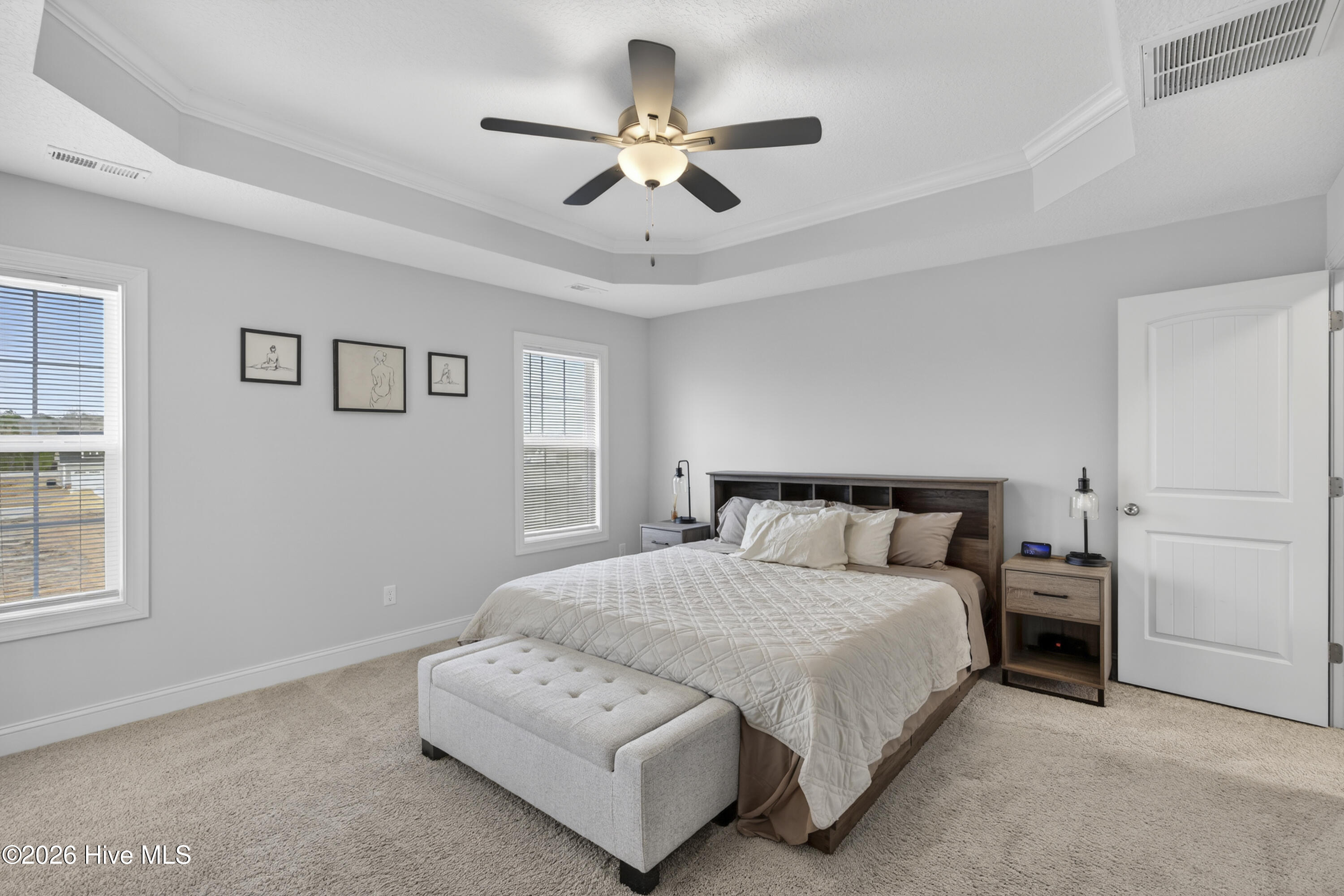 100558052 | Photo 26