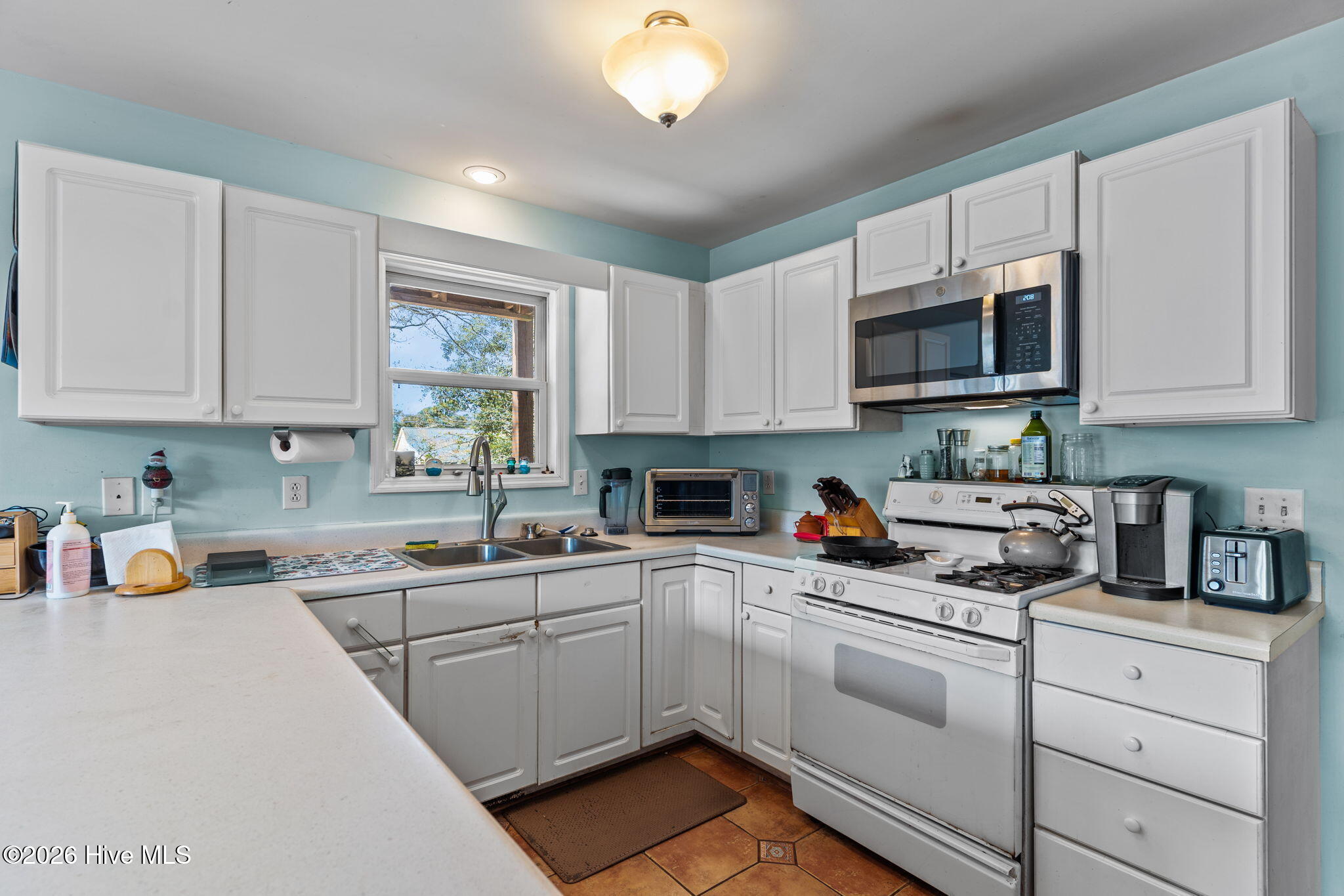 100564458 | Photo 24