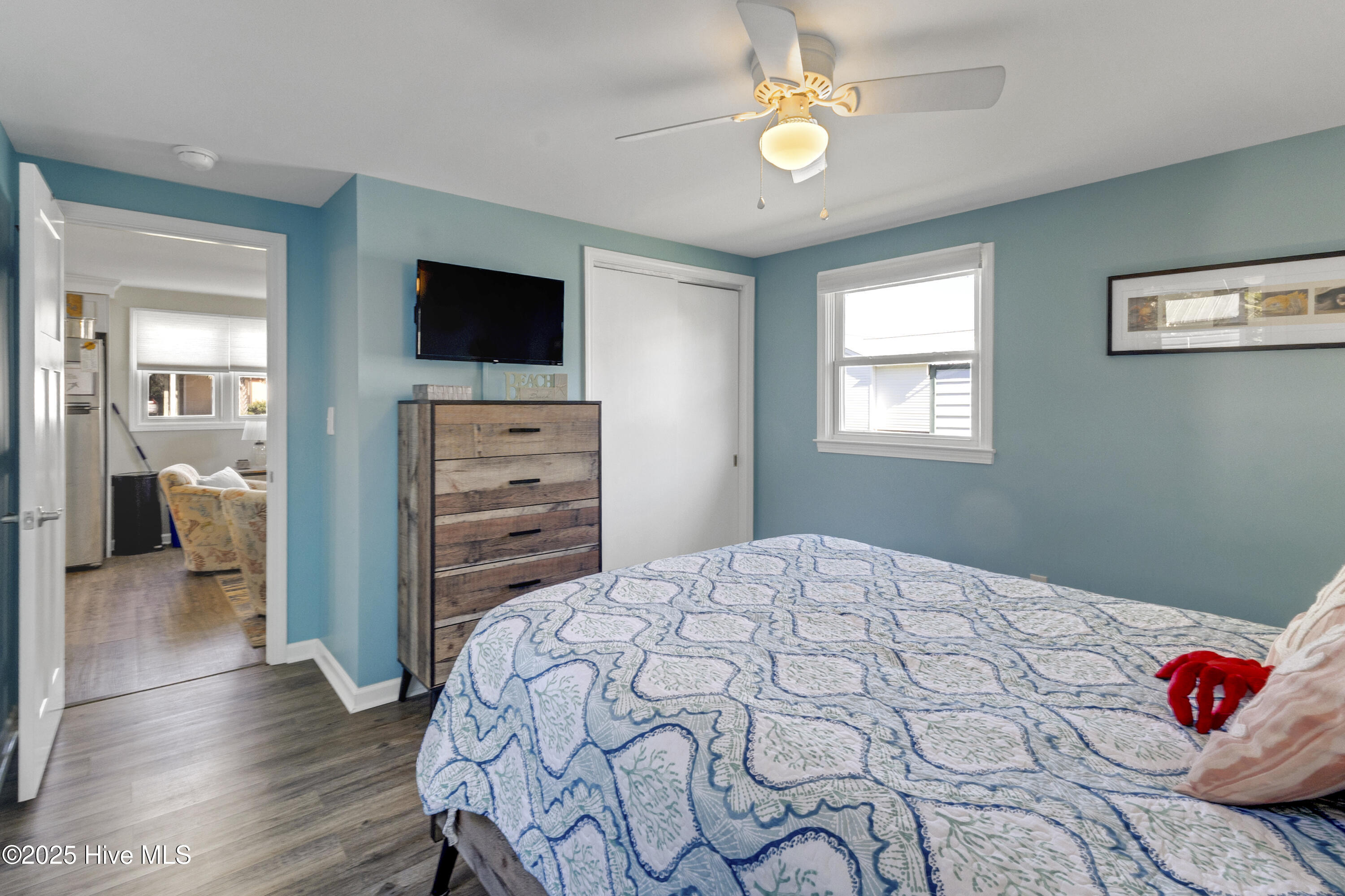 100541212 | Photo 40