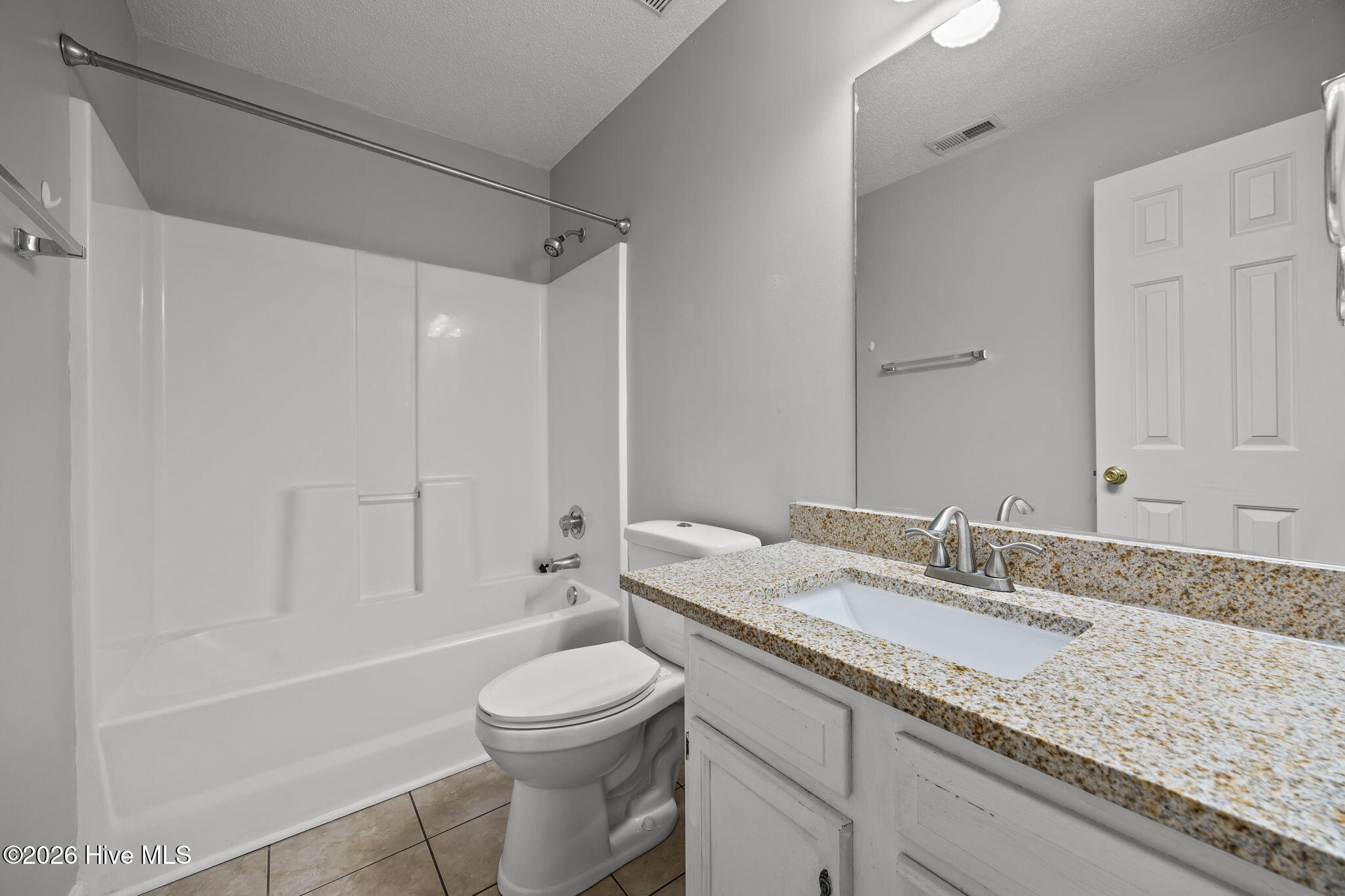 100542326 | Photo 11