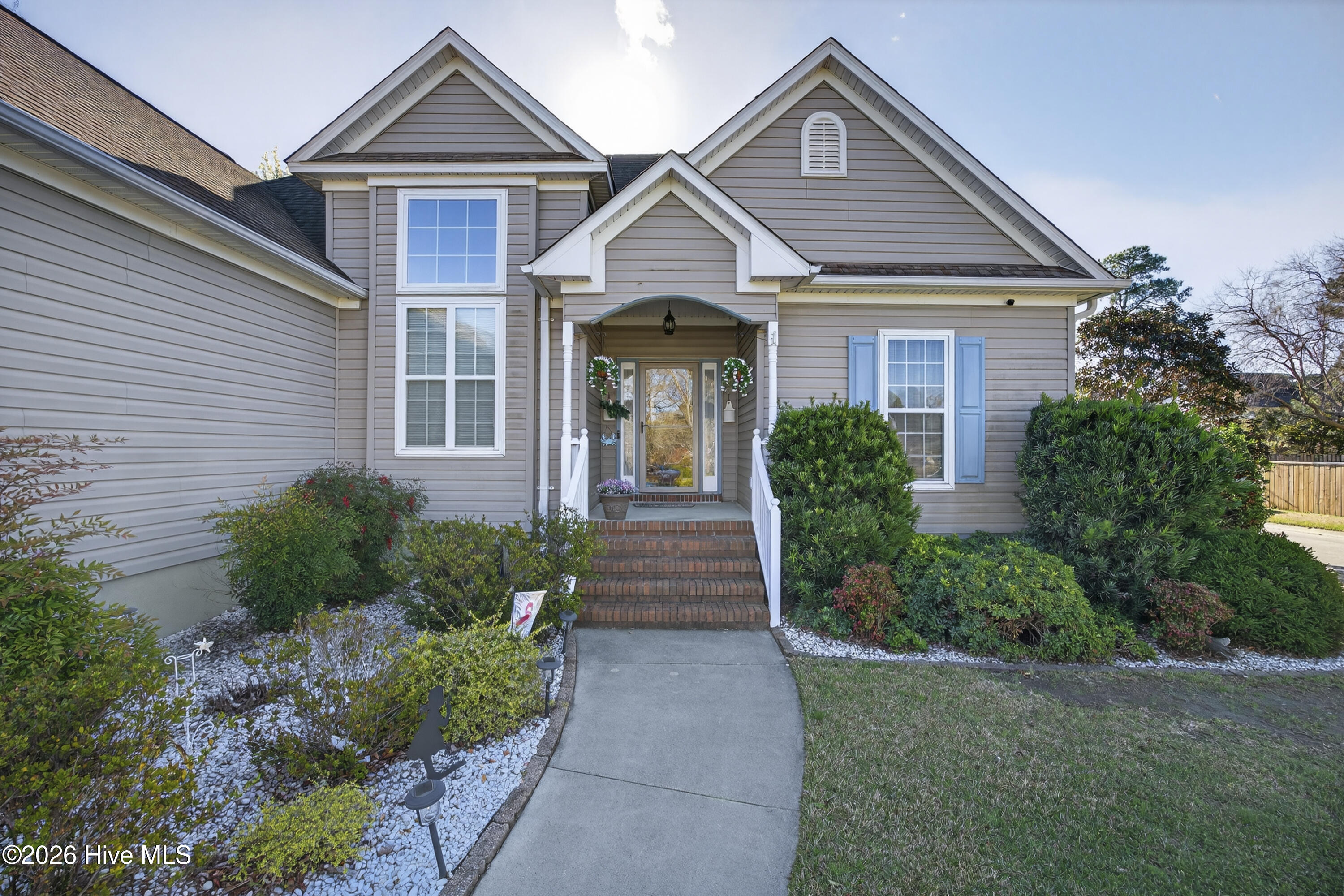 100560276 | Photo 52