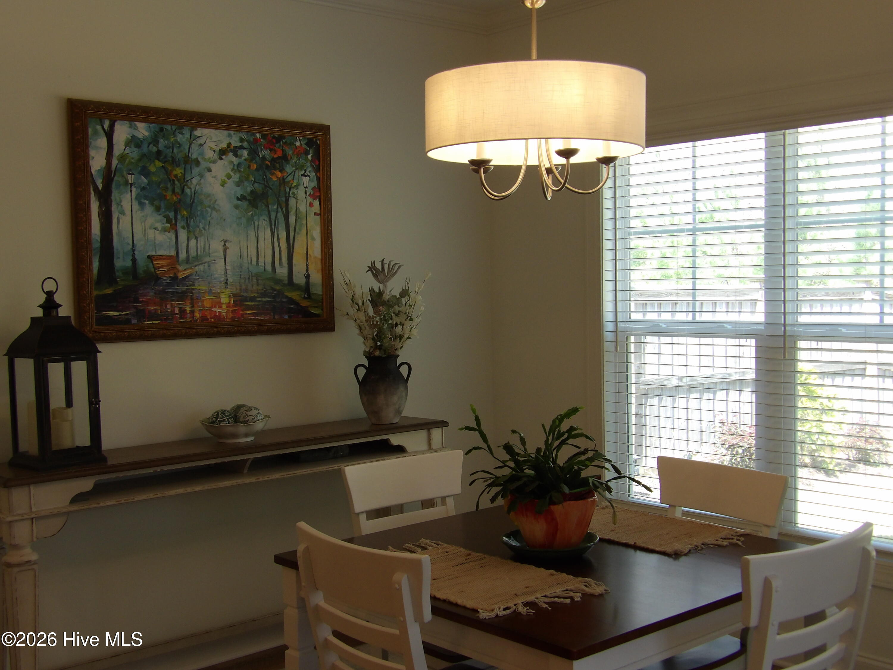 100561891 | Photo 14