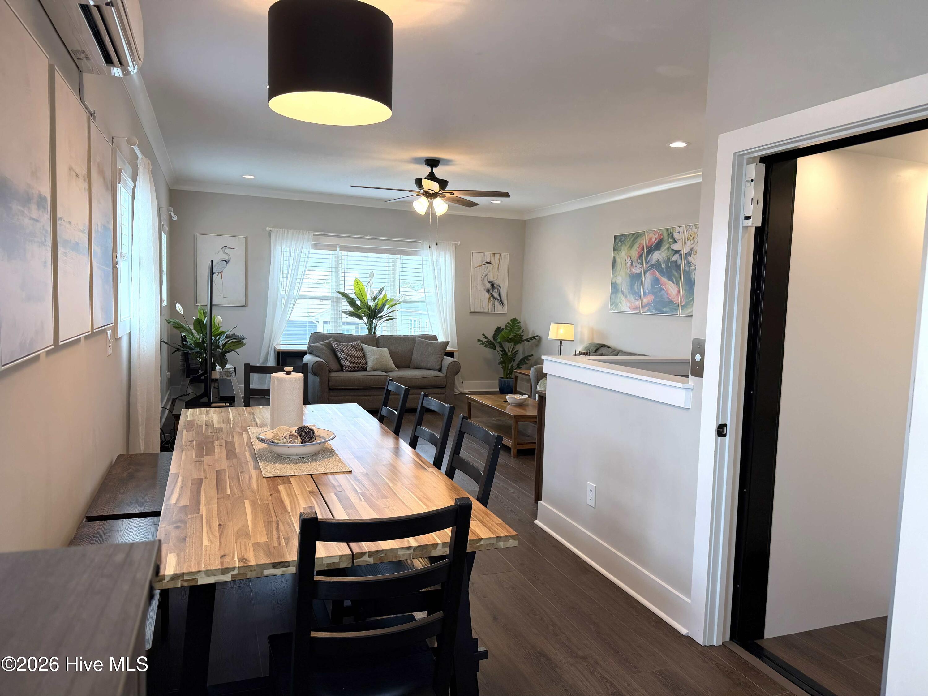 100559926 | Photo 19