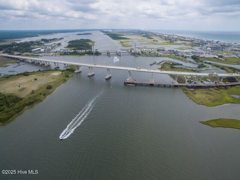 100538421 | Photo 42