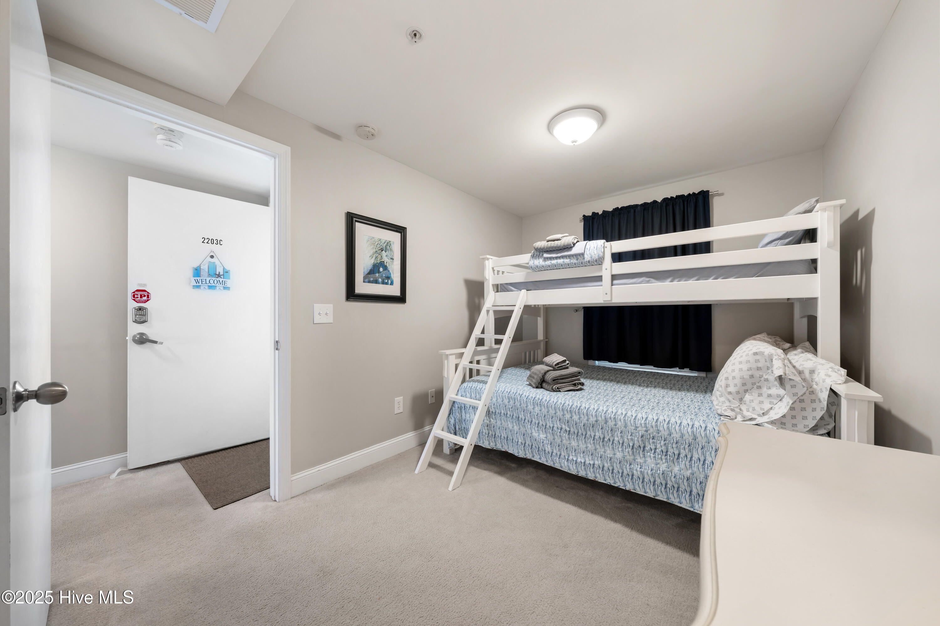 100536900 | Photo 20