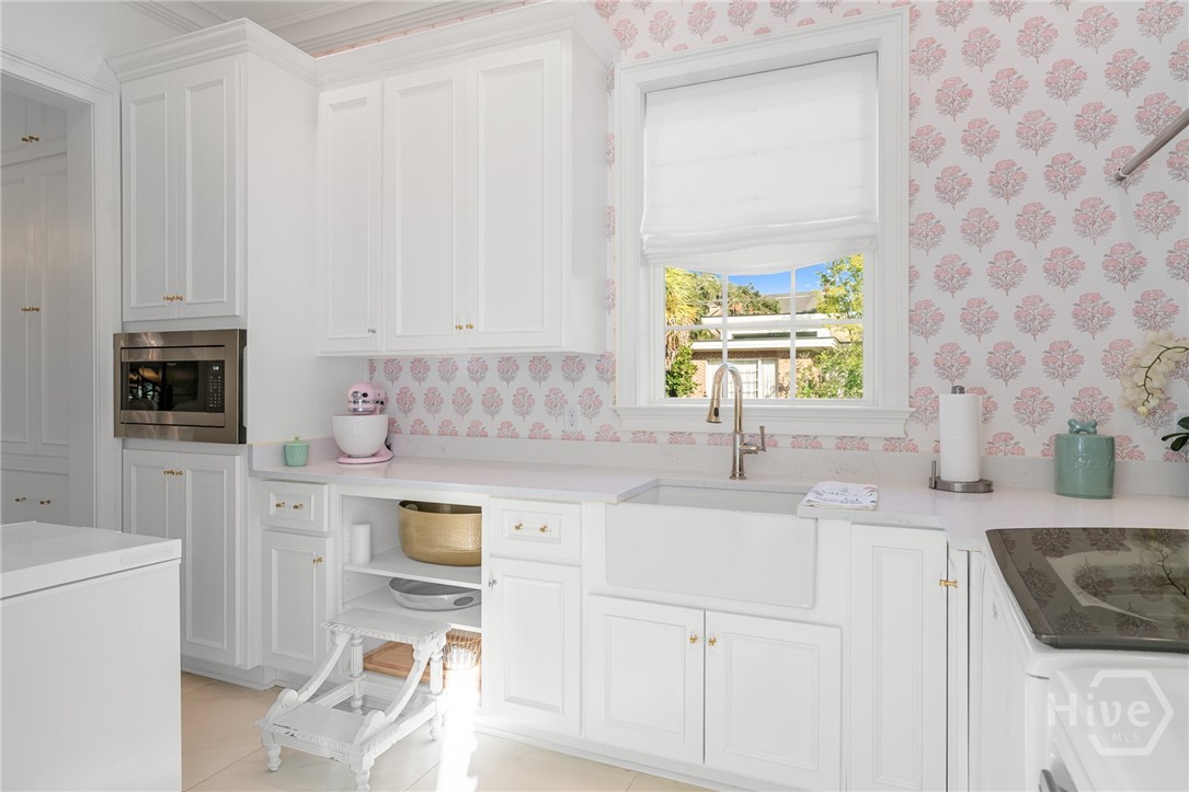 723 E Victory Drive, Savannah, GA, 31405