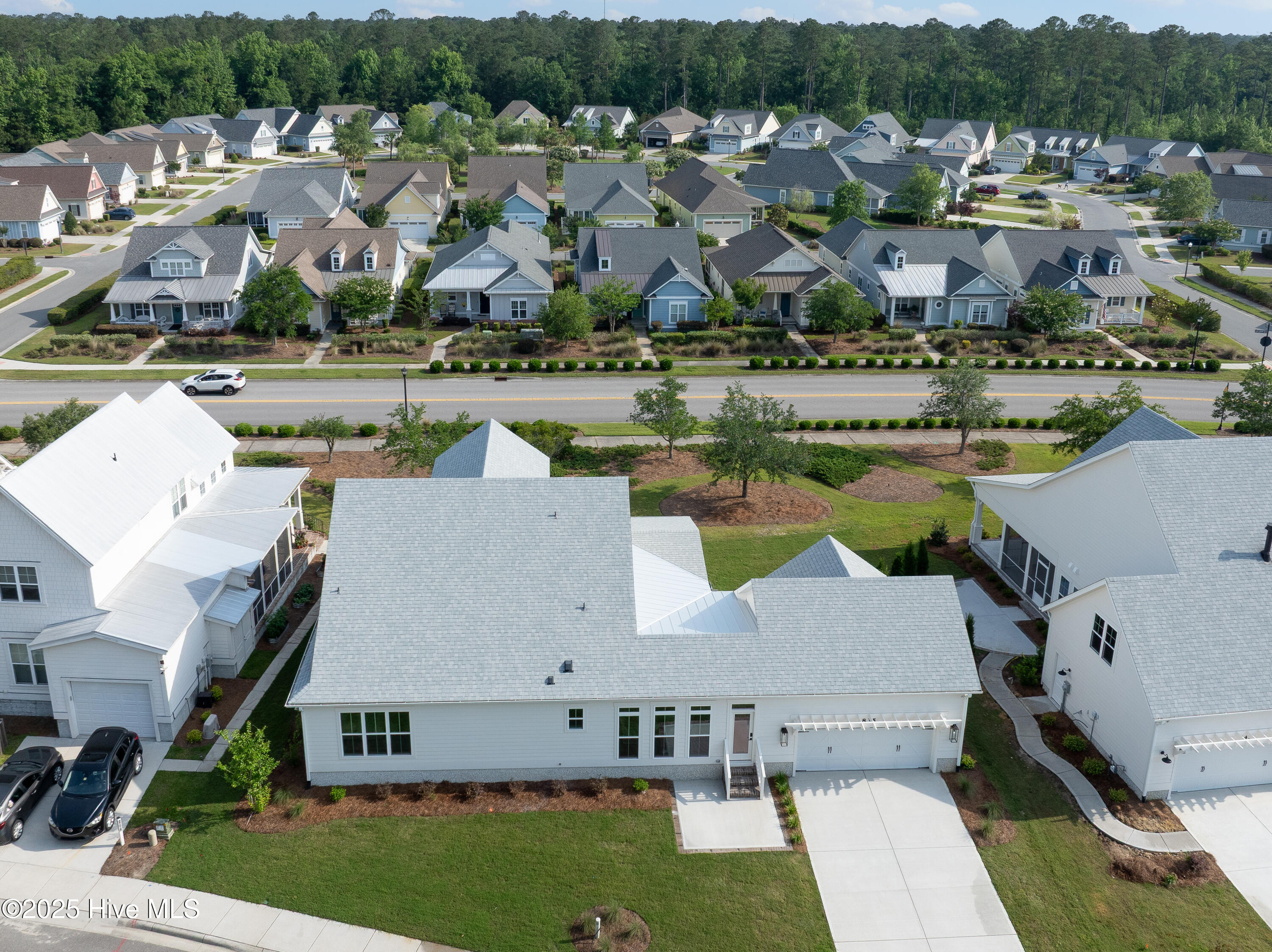 100471123 | Photo 36