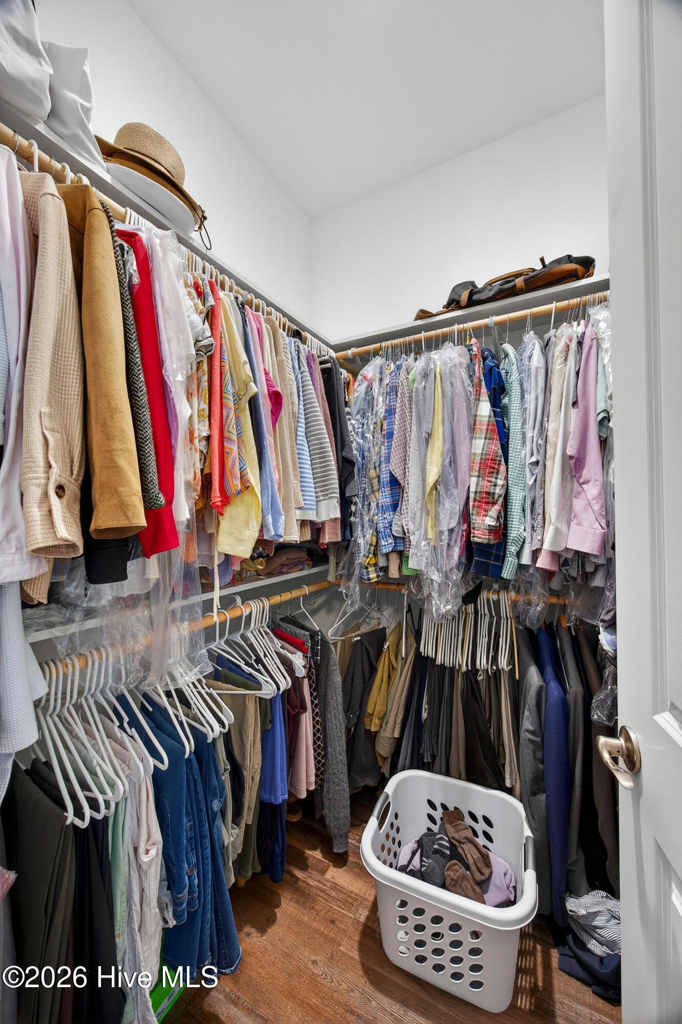 100552551 | Photo 25