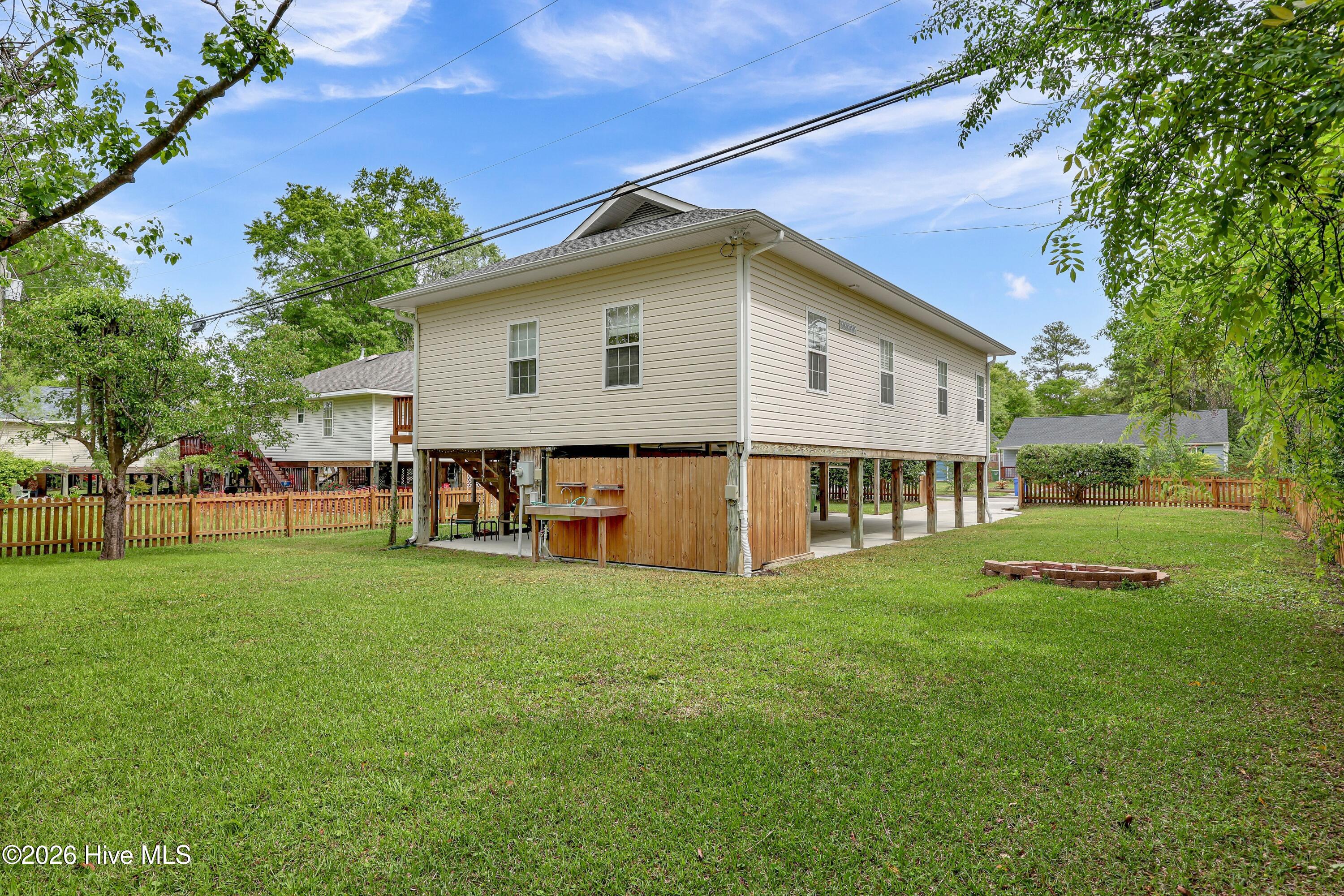 100564769 | Photo 26