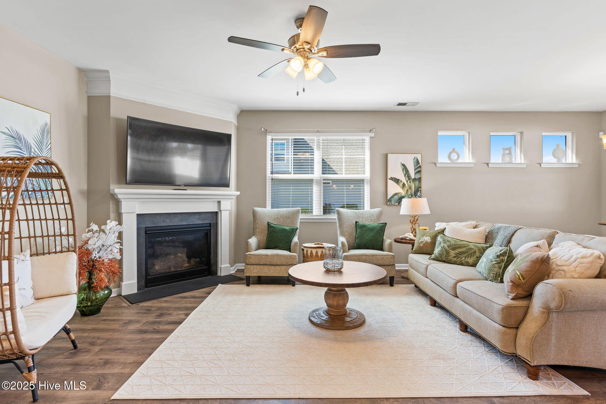 100538184 | Photo 13