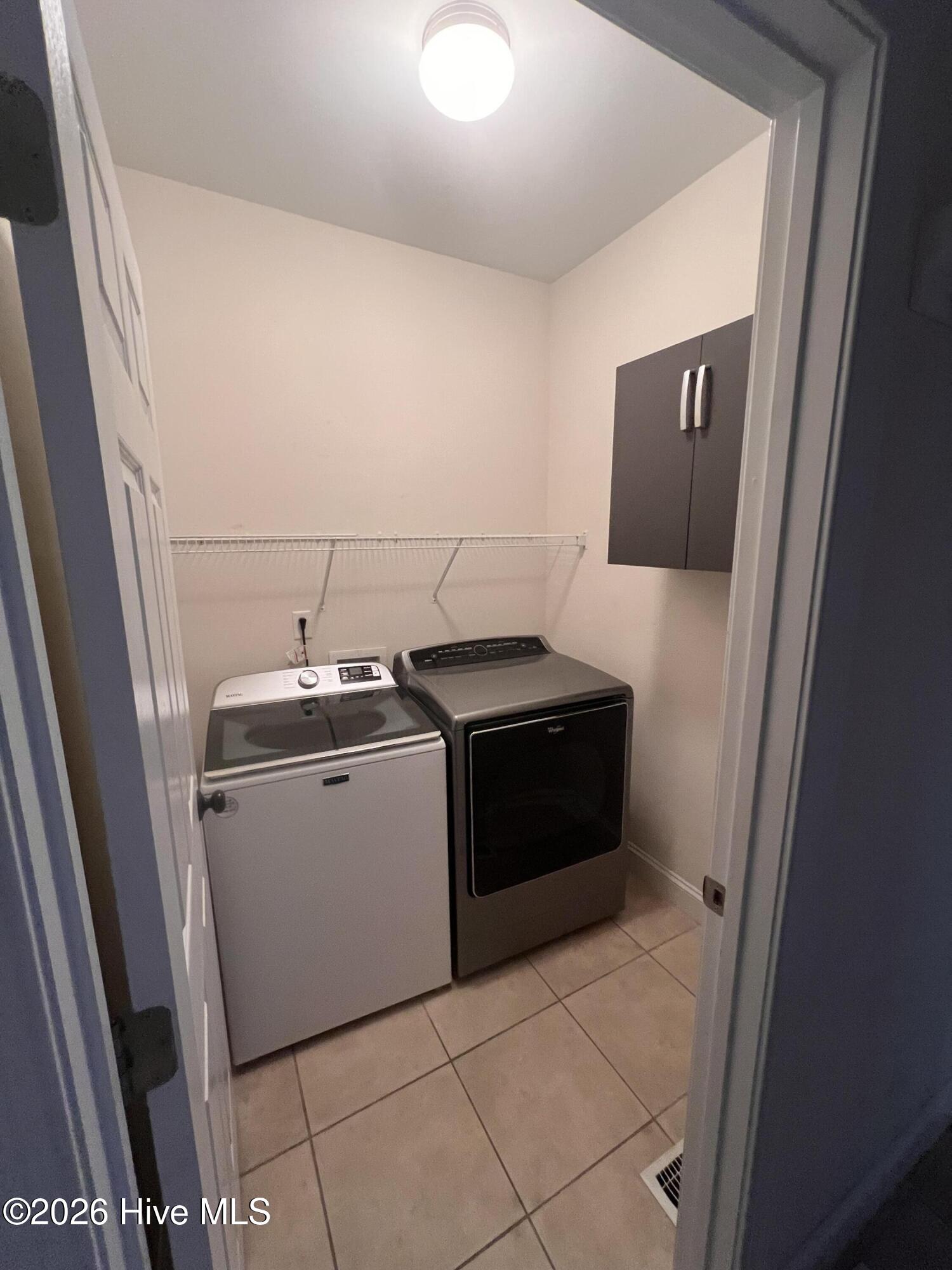 100548675 | Photo 14