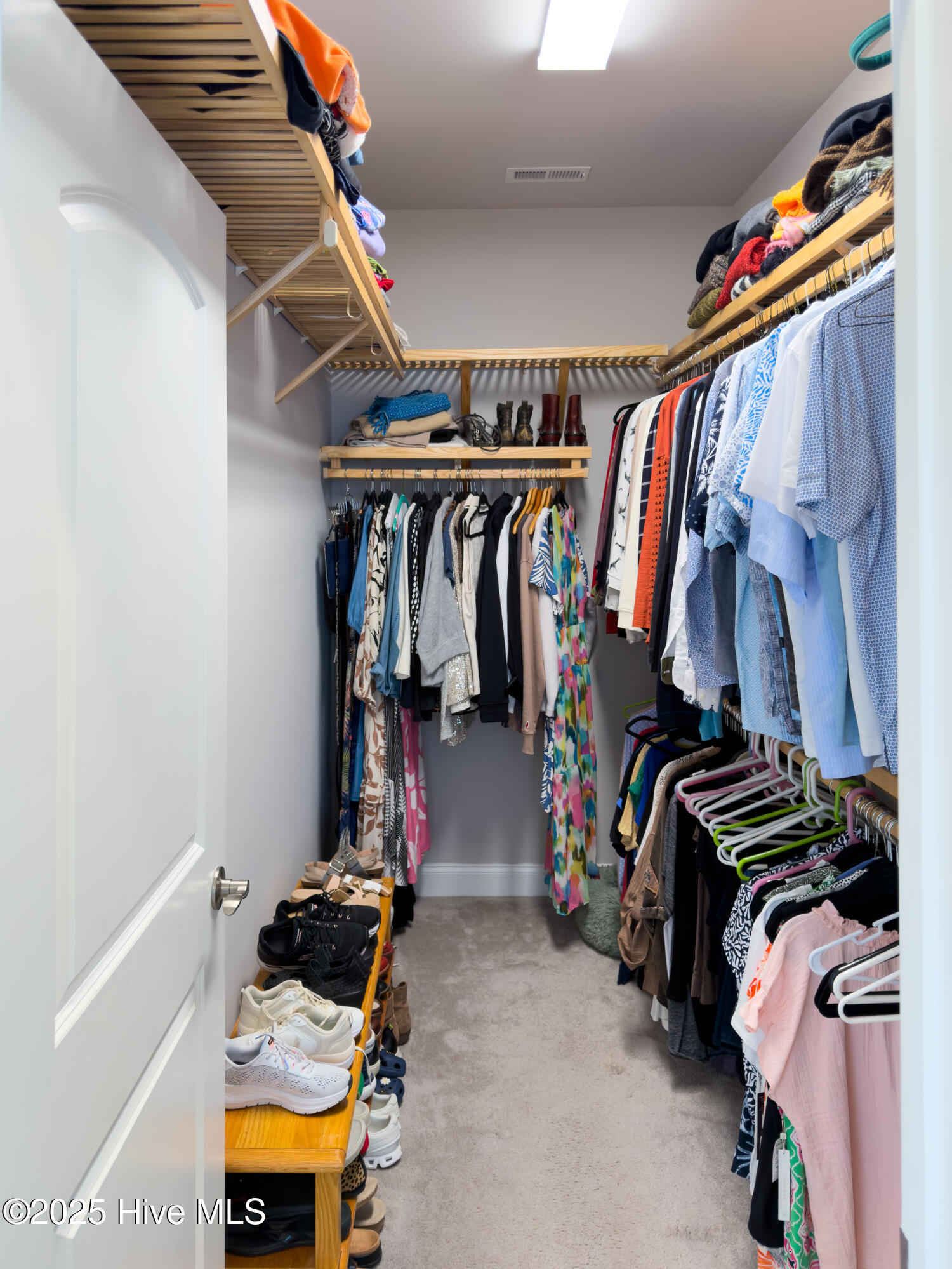 100542955 | Photo 32