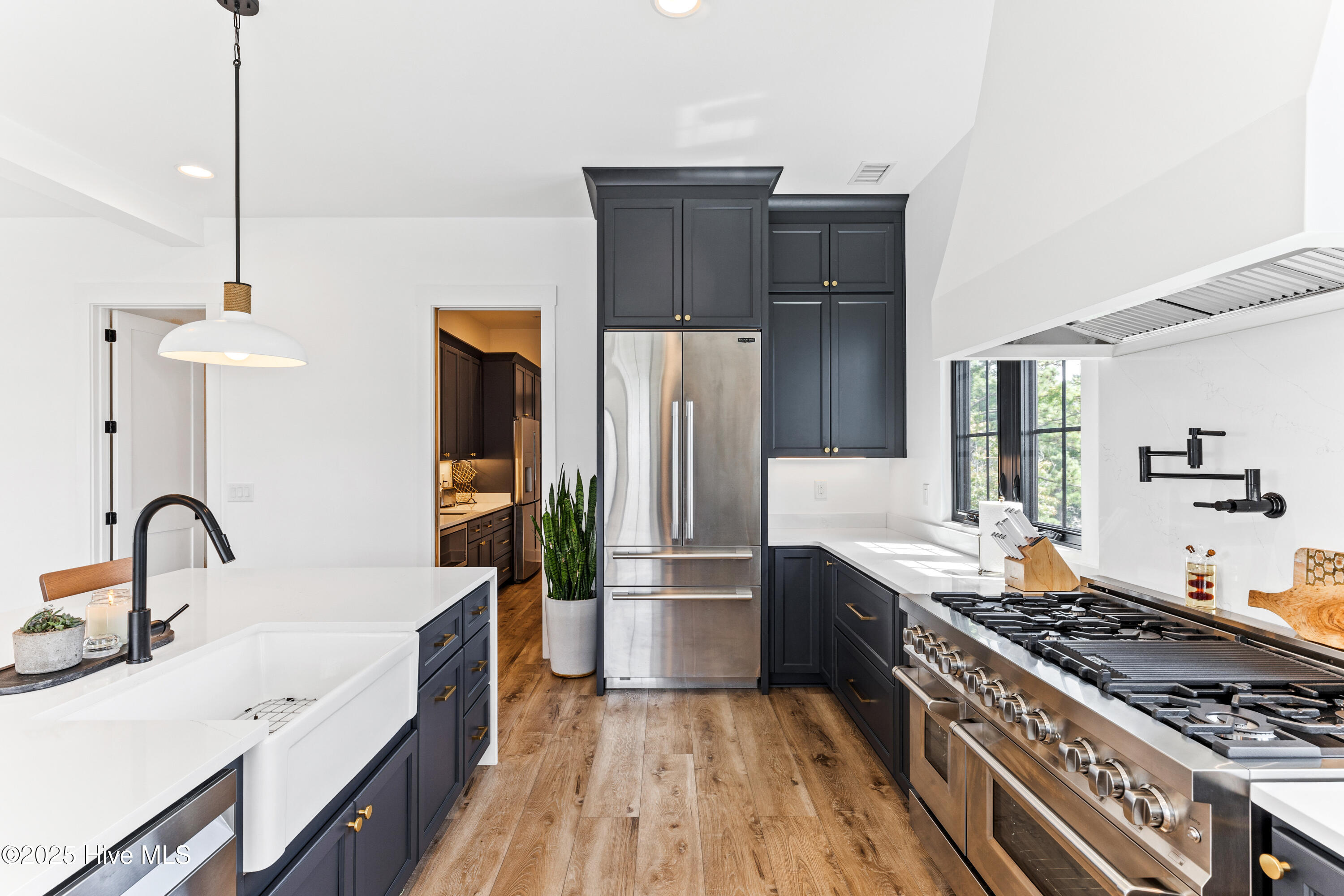 100534624 | Photo 19