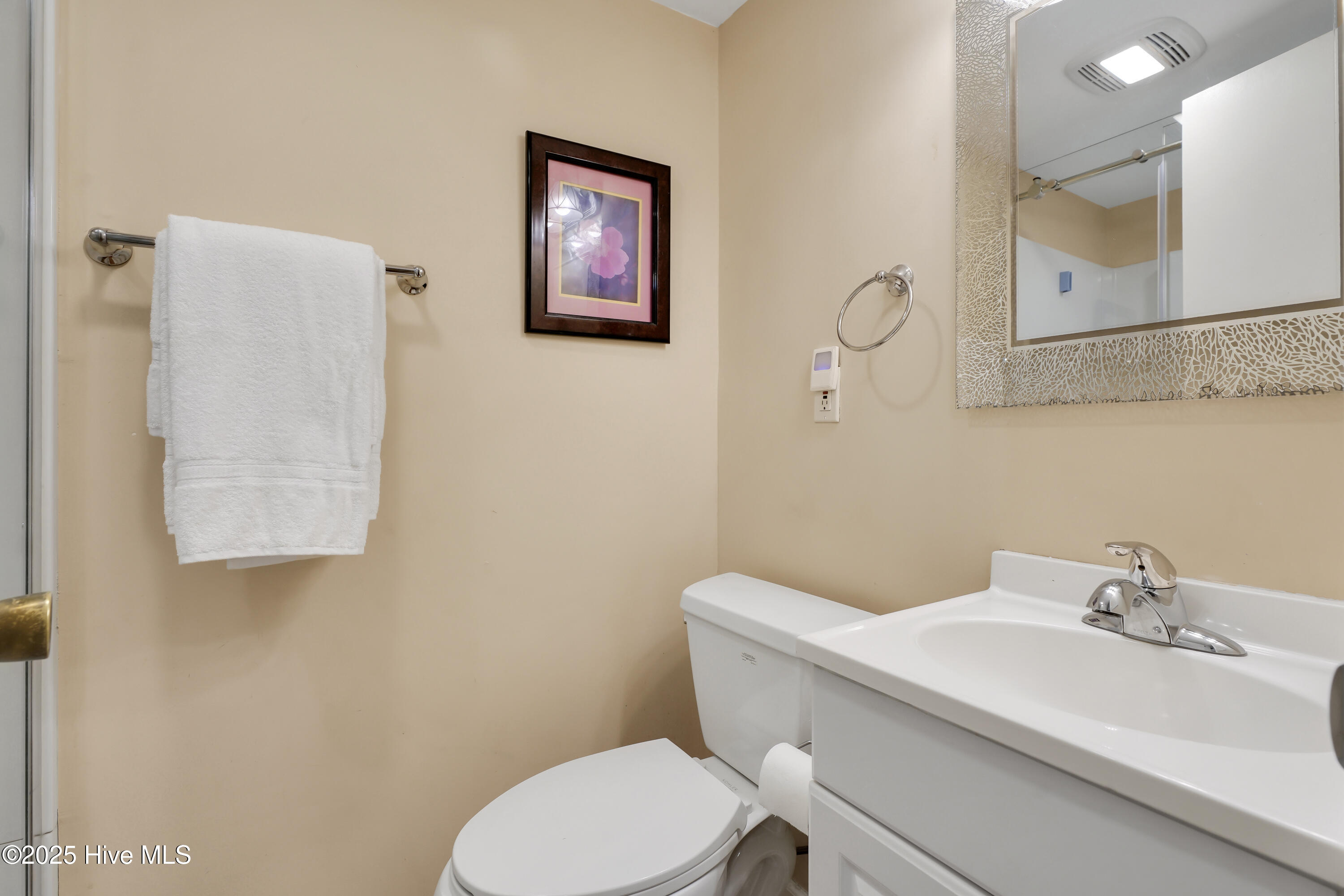 100522408 | Photo 16