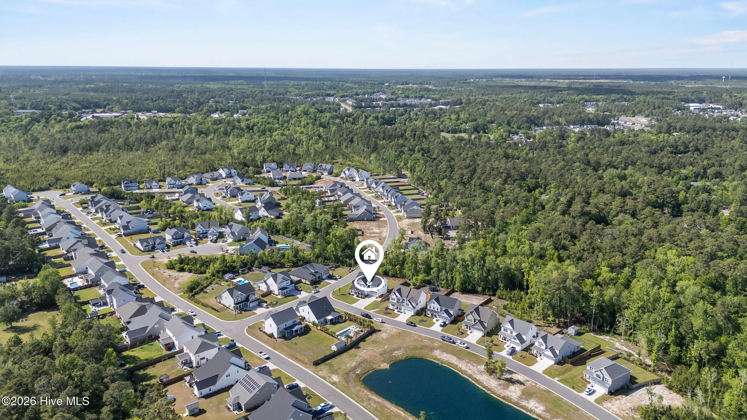 100570298 | Photo 56