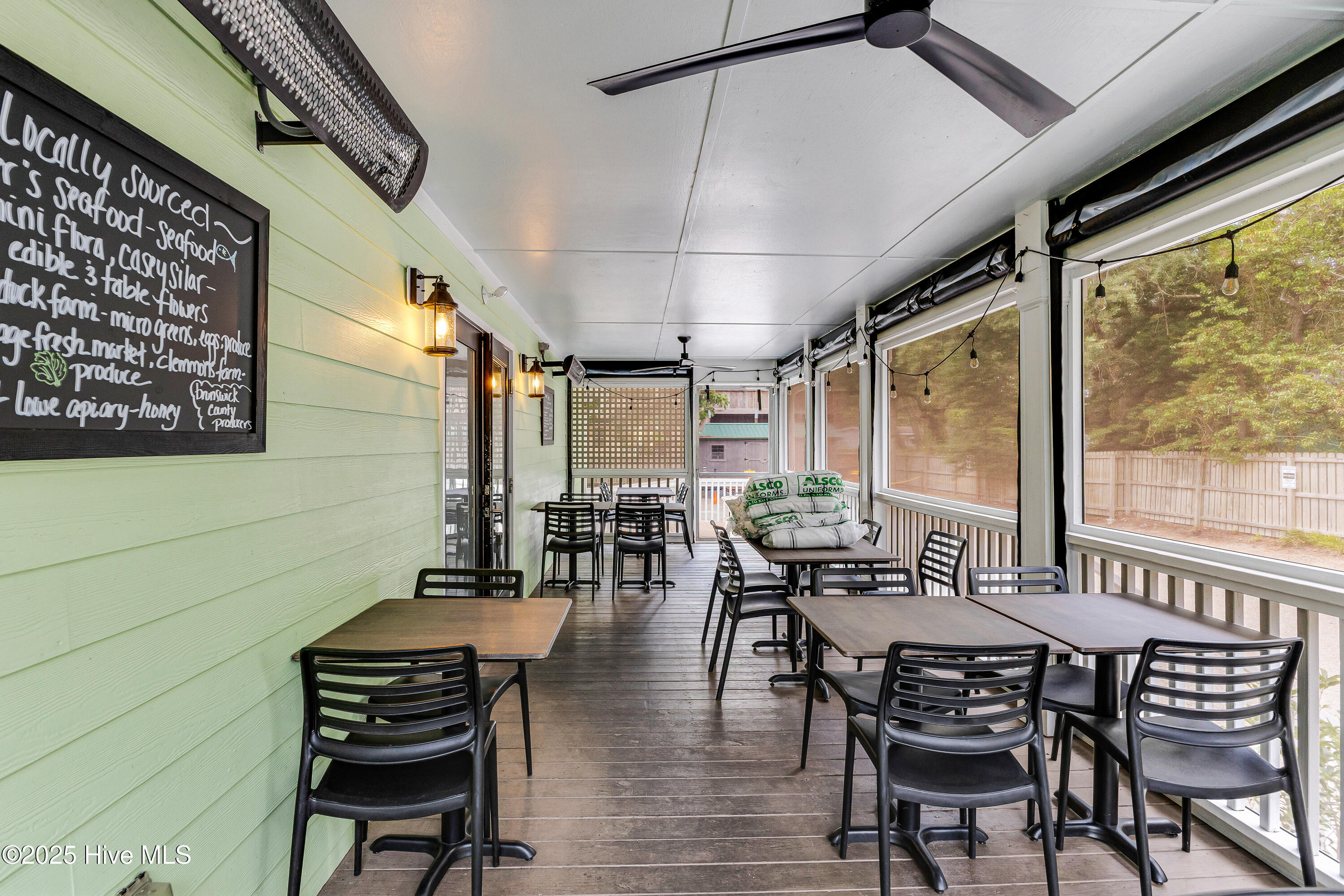 100509420 | Photo 31