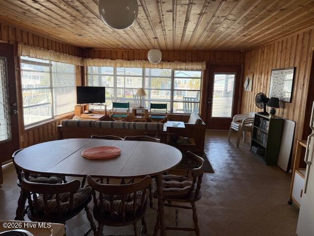 100569464 | Photo 11