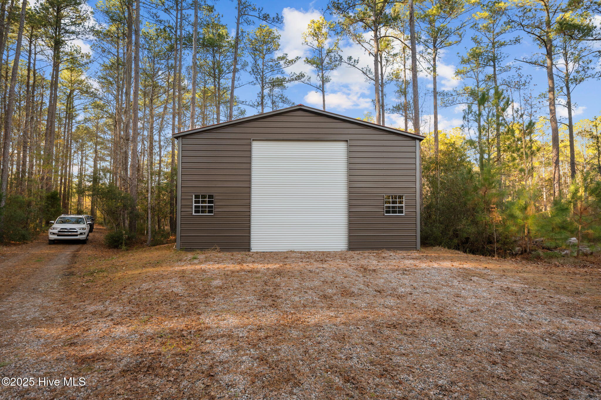 30x60 garage with 14ft garage door - plenty of room for your toys