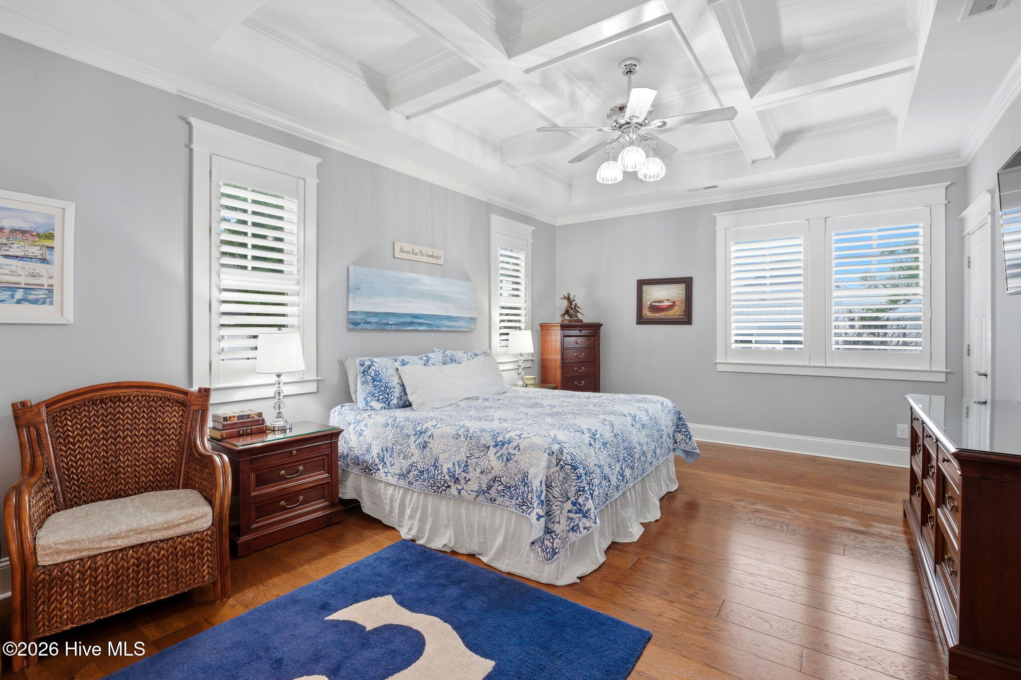 100553836 | Photo 42