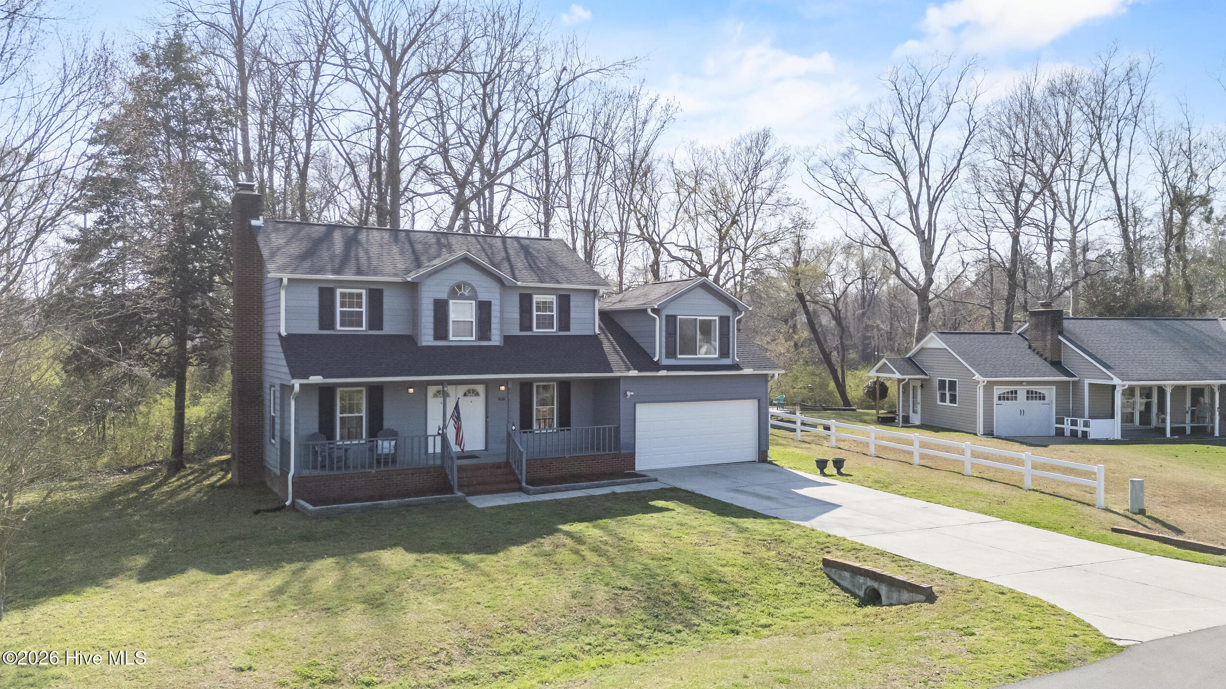 100560649 | Photo 48