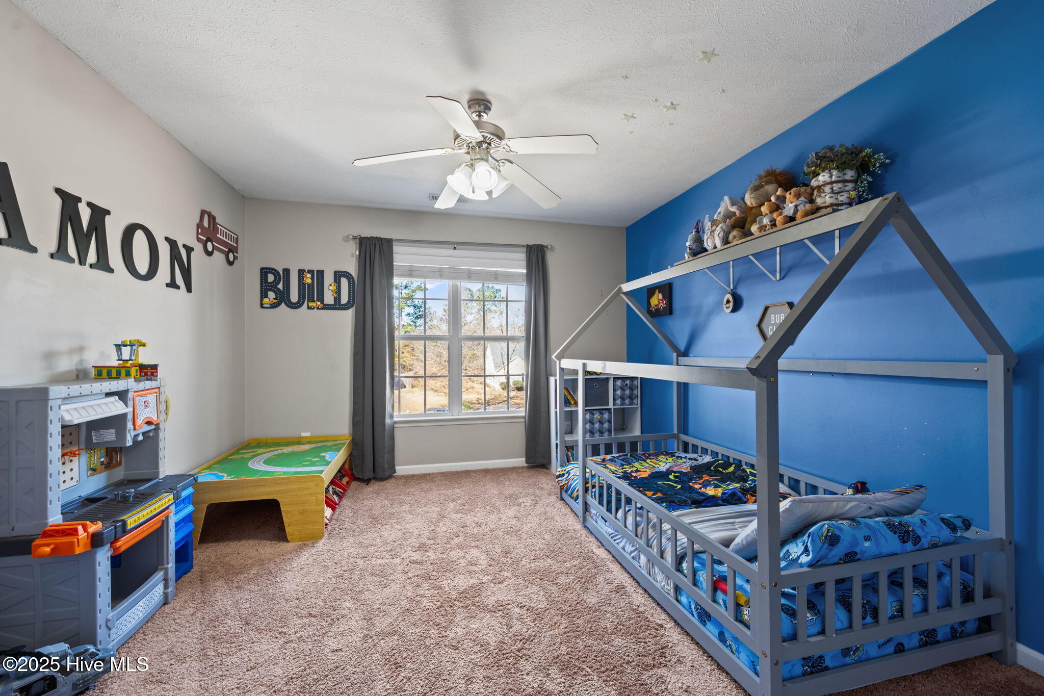 100545642 | Photo 32