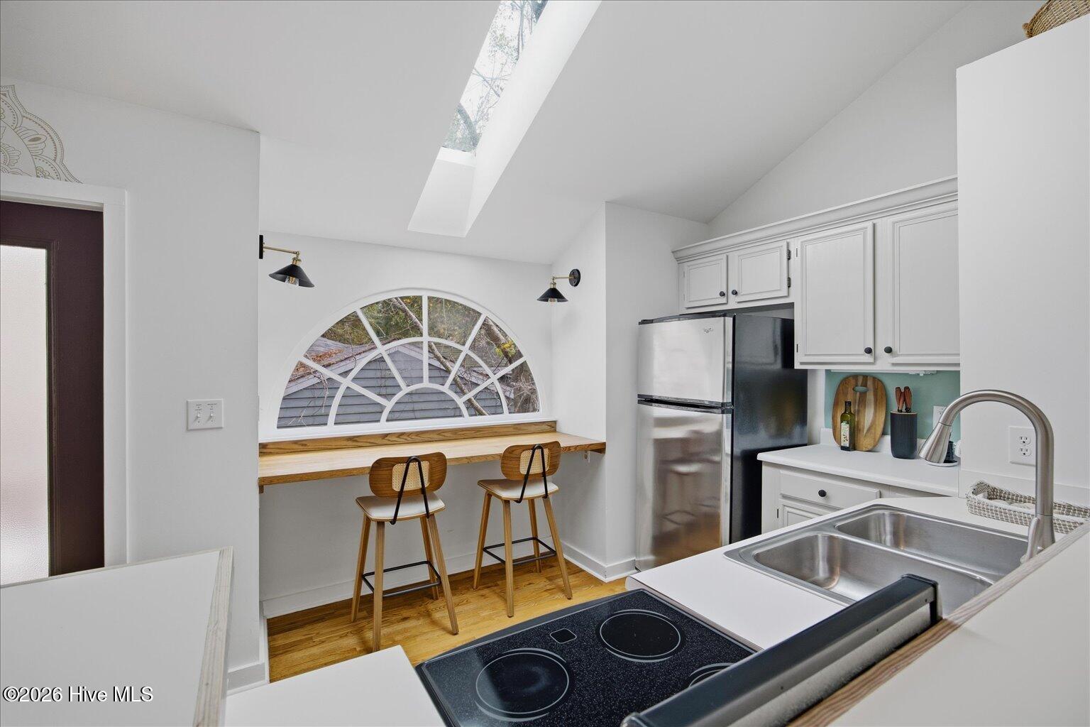 100555518 | Photo 30