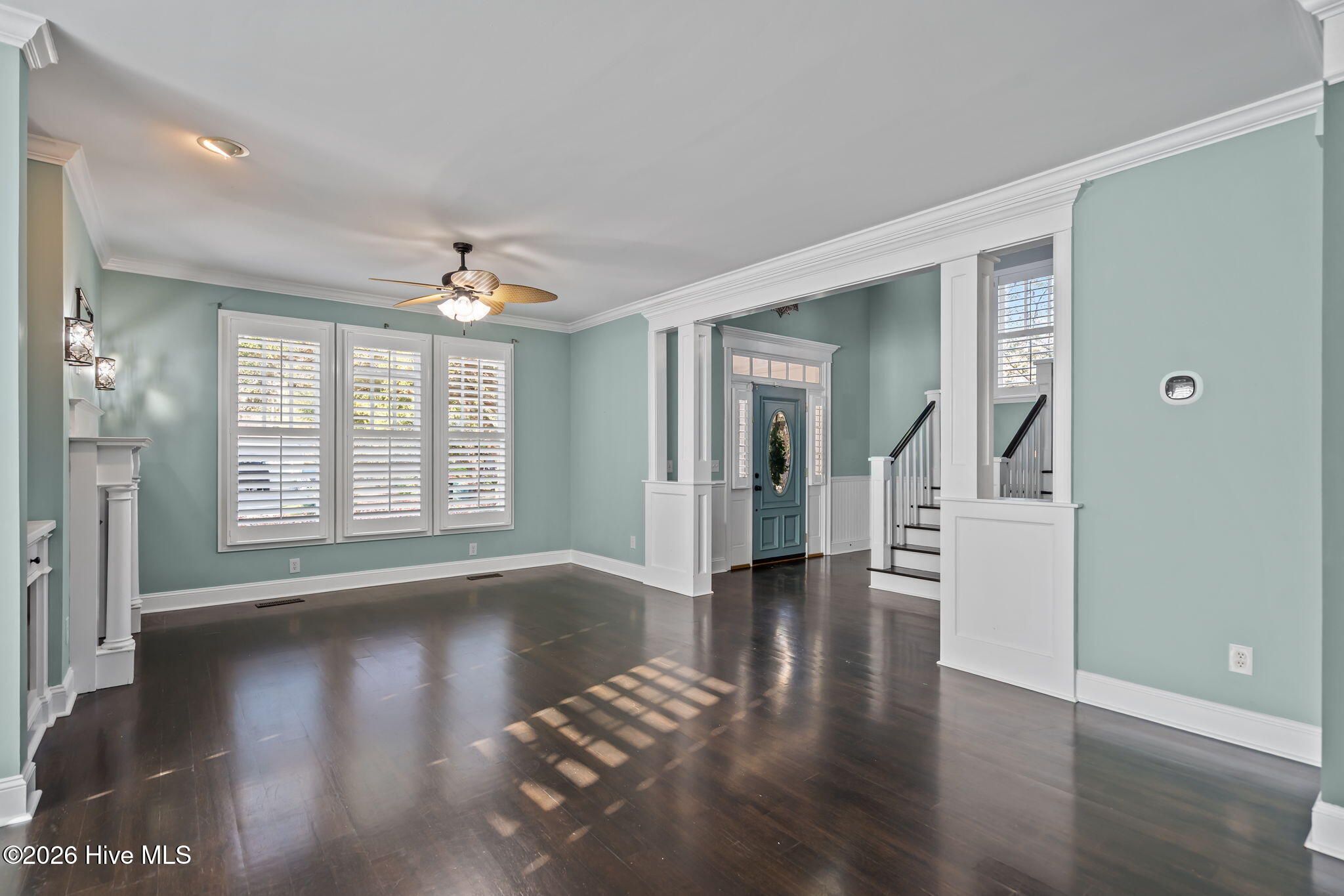 100565239 | Photo 12