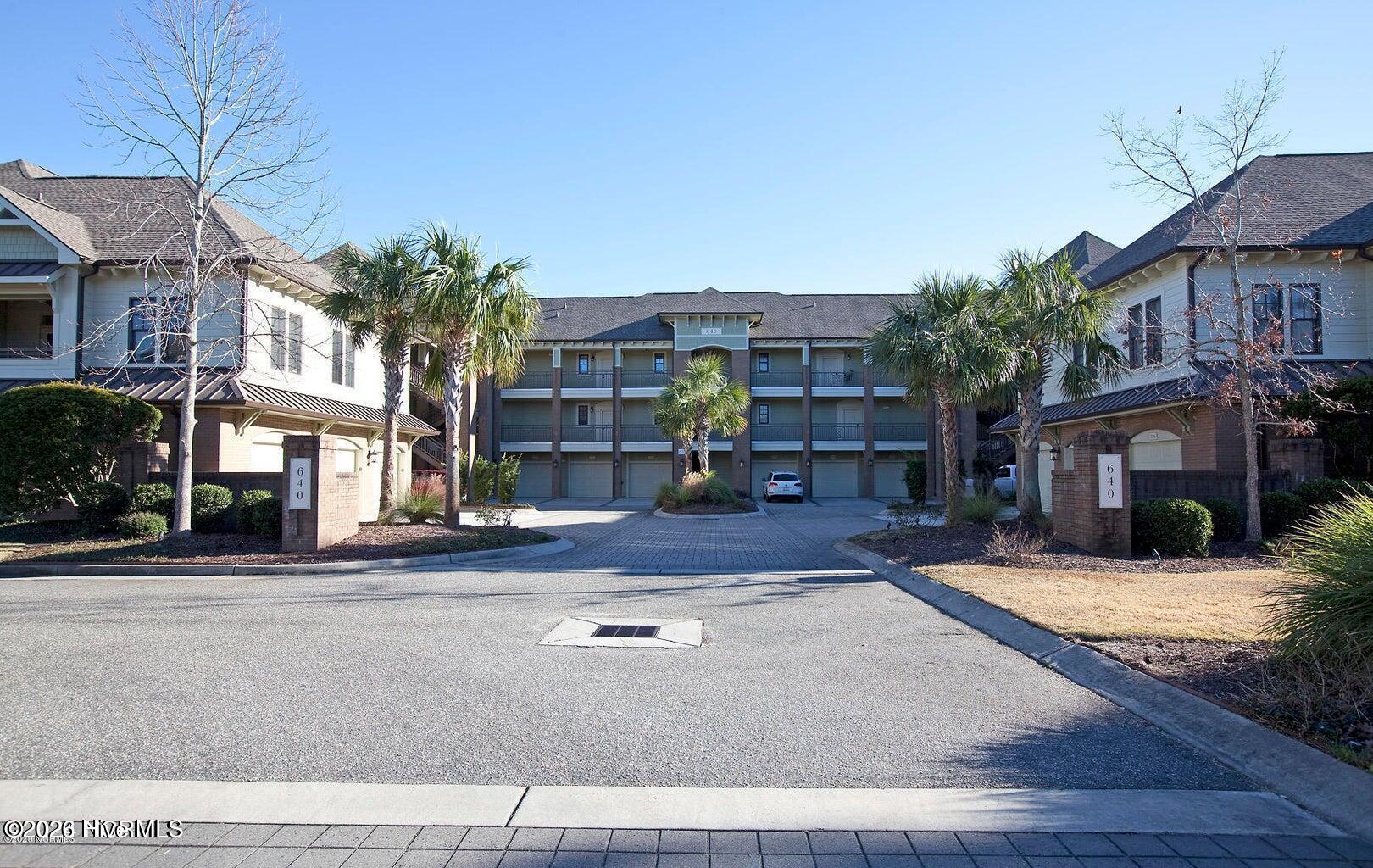 100565109 | Photo 19